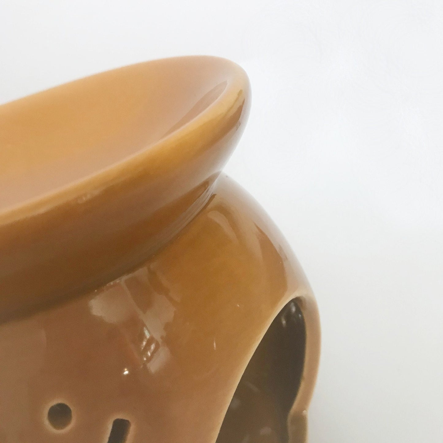 Tan Ceramic Oil Burner - Wax Melt Burner, Home Decor, Home Living, Candle Warmers, Wax Warmer, Homeware, Essential Oils,Calming,Brown,Beige