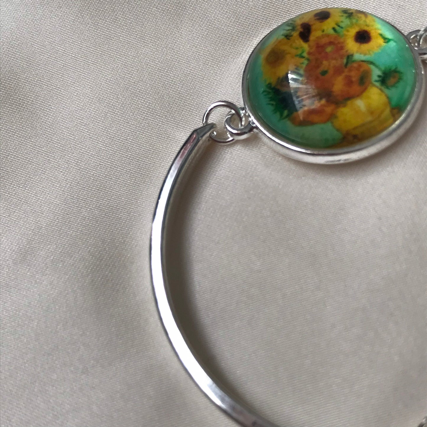 Sunflower Charm Bracelet - Famous Painting Bracelet, Sunflower Jewellery, Vincent Van Gogh, Charm Jewellery, Accessories, Art Lover Gift