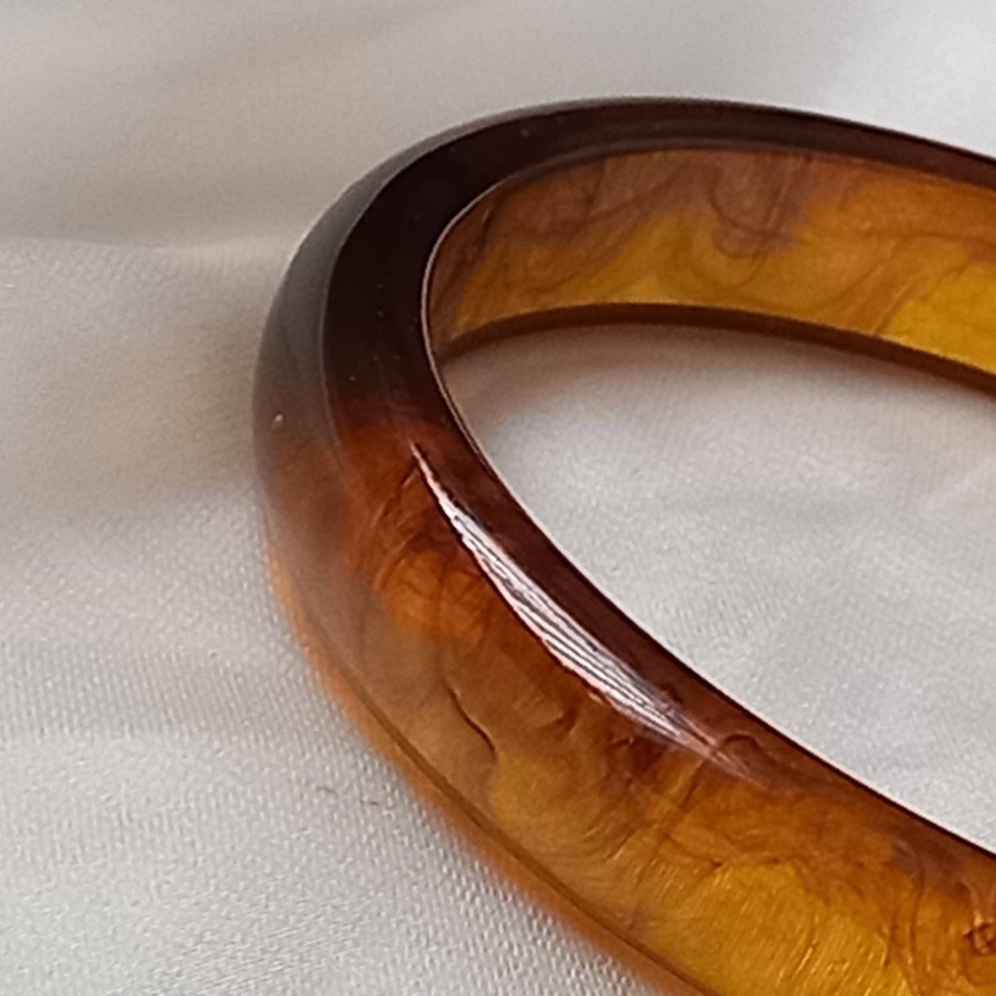 Chunky Resin Tortoiseshell Bracelet - Chunky Bracelet, Resin Bracelet, Brown Bracelet, Thick Bracelet, Chunky jewellery, Resin Jewellery