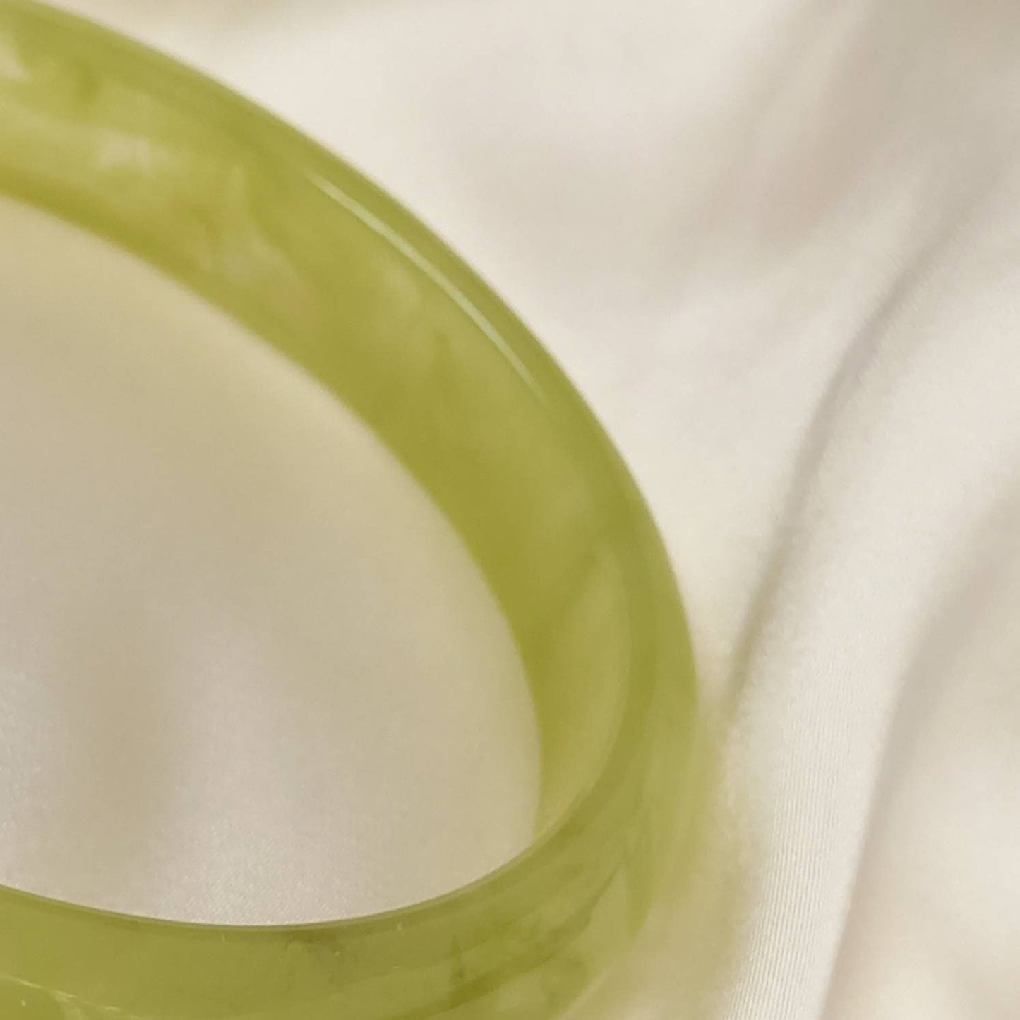 Chunky Green Resin Bracelet - Chunky Bracelet, Resin Bracelet, Lime Green Bracelet, Thick Bracelet, Chunky jewellery, Resin Jewellery