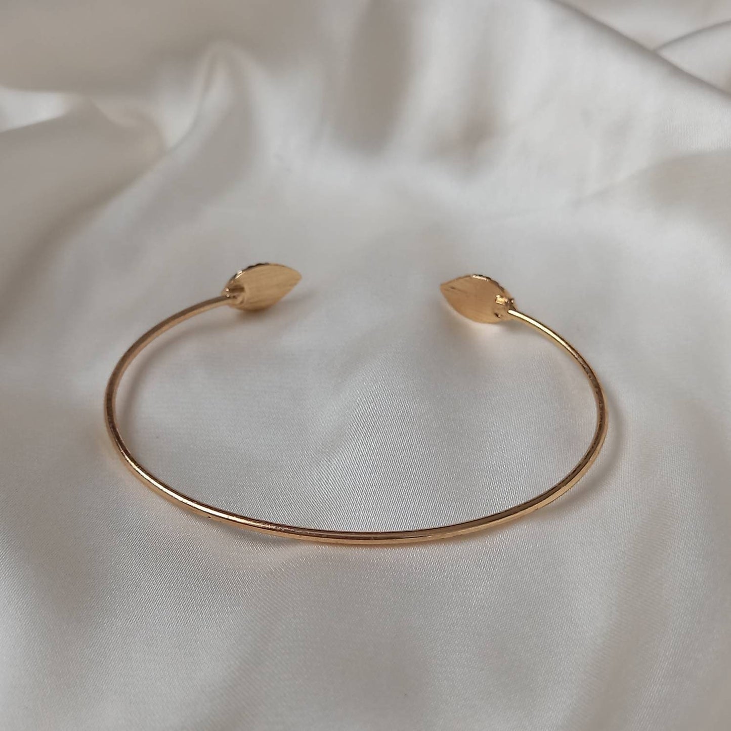 Gold Leaf Bangle Bracelet - Gold Jewellery, Accessories, Gold Bangle, Bangle Jewellery,Minimal Bangle Bracelet,Gift For Her,Modern Jewellery