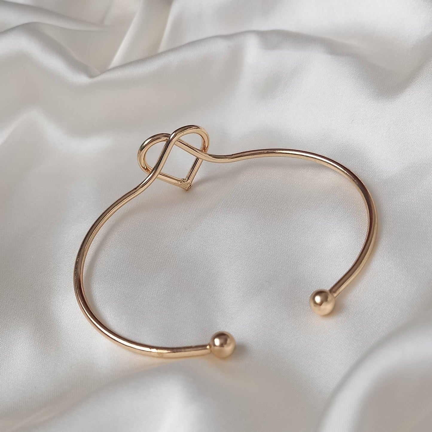 Gold Heart Knot Bangle Bracelet - Gold Jewellery, Accessories, Gold Bangle, Bangle Jewellery, Minimal Bangle Bracelet, Gift For Her, Modern