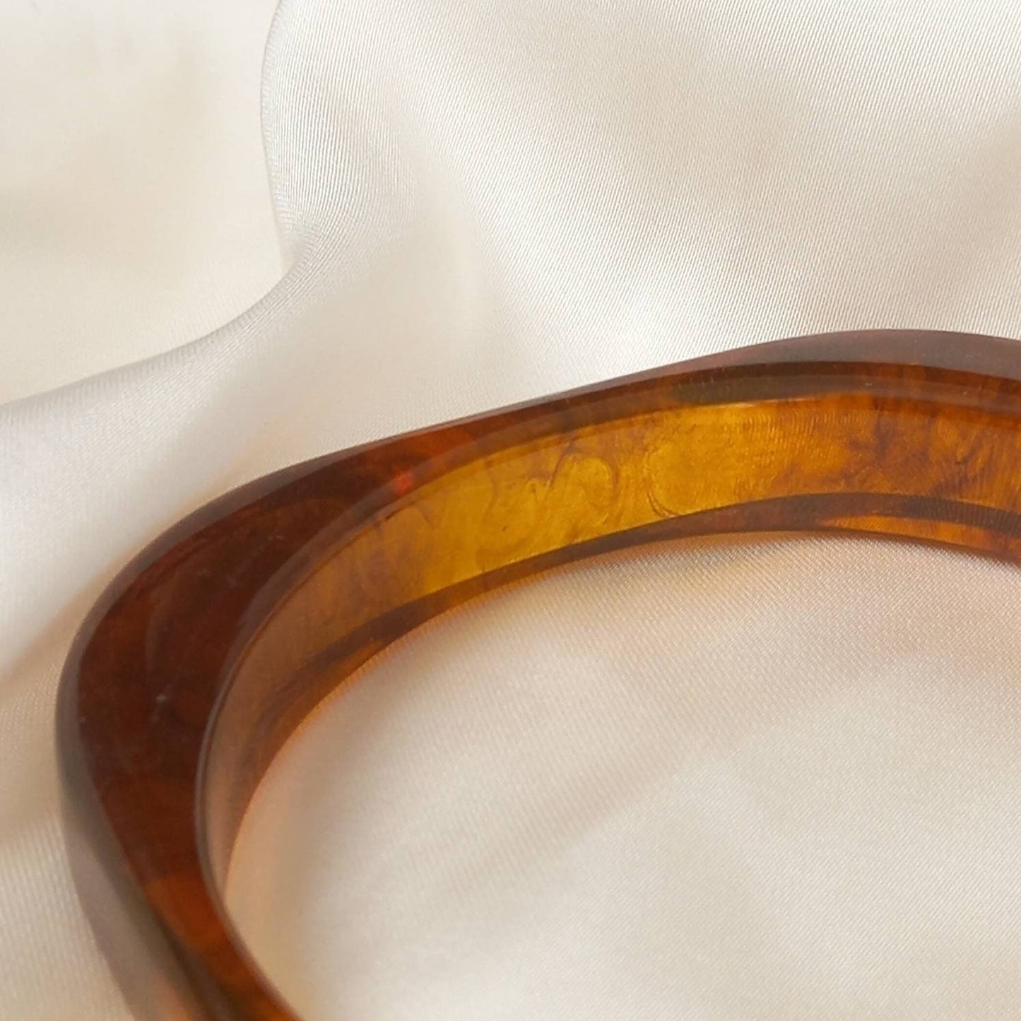 Chunky Square Resin Tortoiseshell Bracelet - Chunky Bracelet,Resin Bracelet,Brown Bracelet,Thick Bracelet,Chunky jewellery,Resin Jewellery