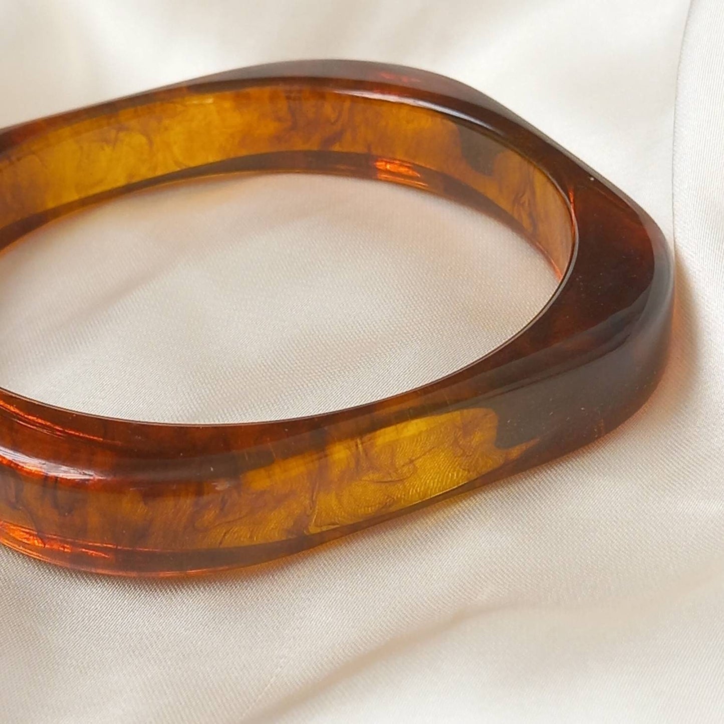 Chunky Square Resin Tortoiseshell Bracelet - Chunky Bracelet,Resin Bracelet,Brown Bracelet,Thick Bracelet,Chunky jewellery,Resin Jewellery