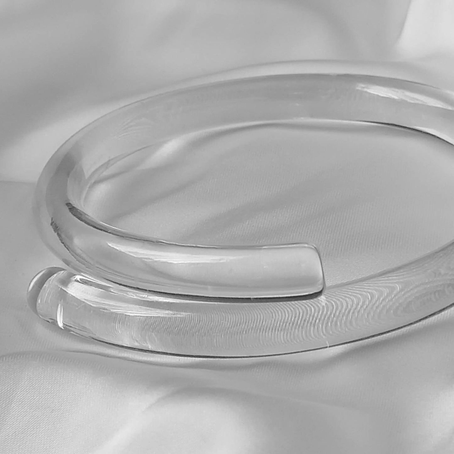 Chunky Clear Resin Bracelet - Chunky Bracelet, Resin Bracelet, Clear Bracelet, Chunky jewellery, Clear Resin Jewellery
