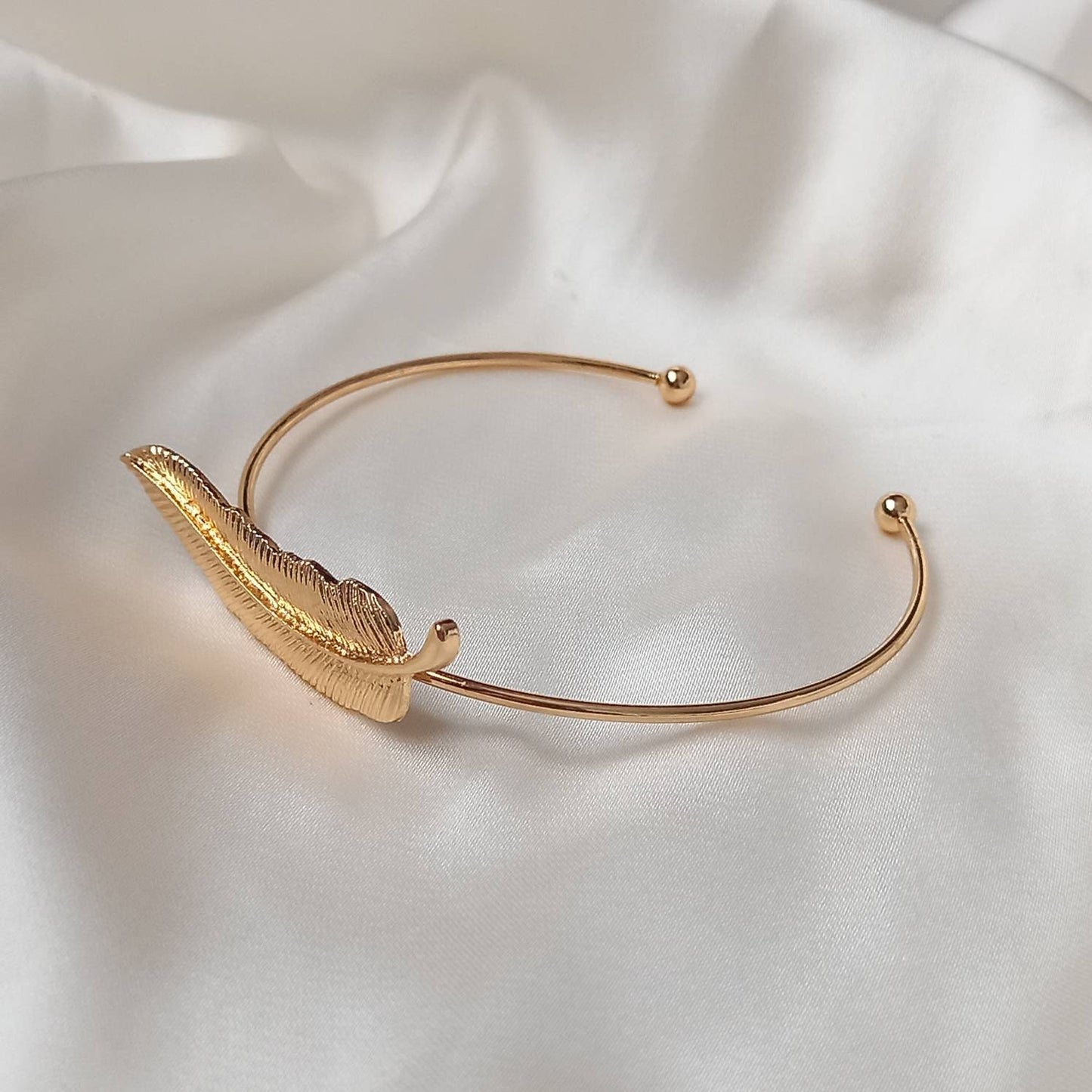 Gold Feather Bangle Bracelet - Gold Jewellery,Gold Bangle,Bangle Jewellery,Minimal Bangle Bracelet,Gift For Her,Gold Bangles In The UK
