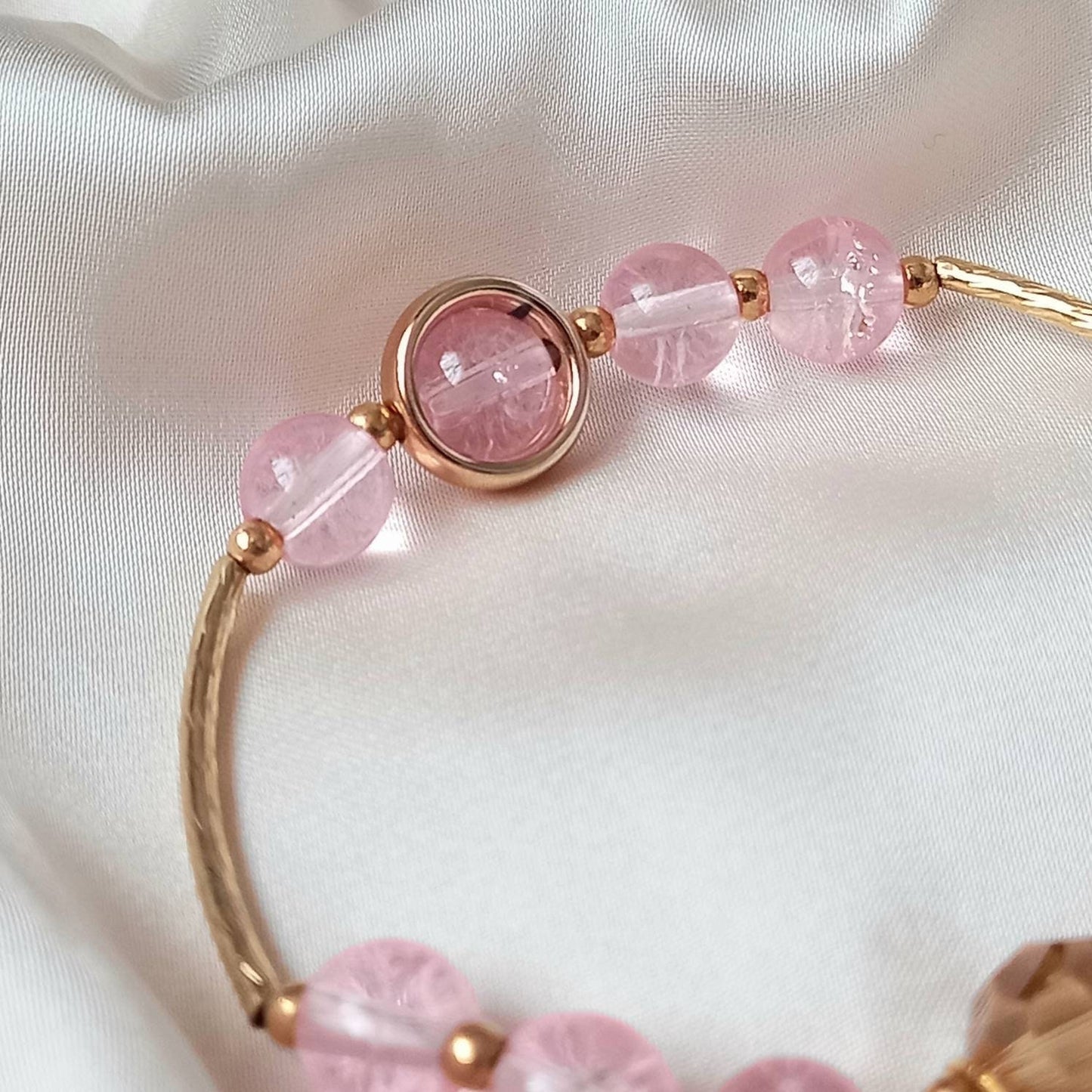 Pink Heart Bead Charm Bracelet - Bead Jewellery, Pink Accessories, Charm Bracelet,Bead Bracelet,Classy Bracelet,Cute Bracelet,Pink Jewelley