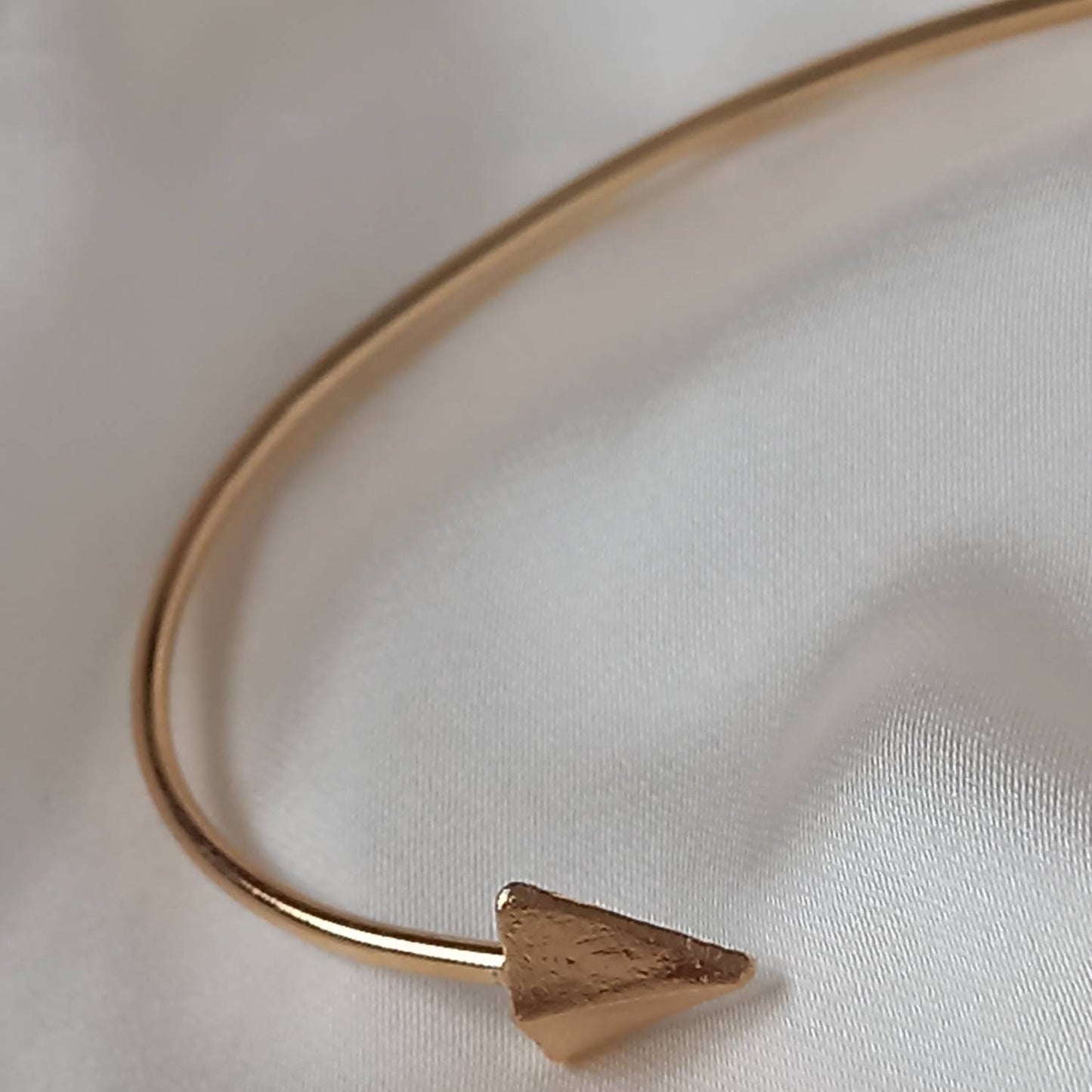Gold Arrow Bangle Bracelet - Gold Jewellery,Accessories,Gold Bangle, Bangle Jewellery,Minimal Bangle Bracelet,Gift For Her,Modern Jewellery