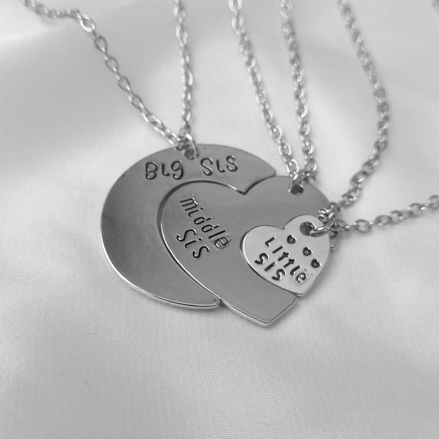 3 Piece Sisters Necklace Set-Sister Necklace,Matching Necklaces,3 Sisters Necklaces,Novelty Friendship Necklace,Gifts For Sister In The UK