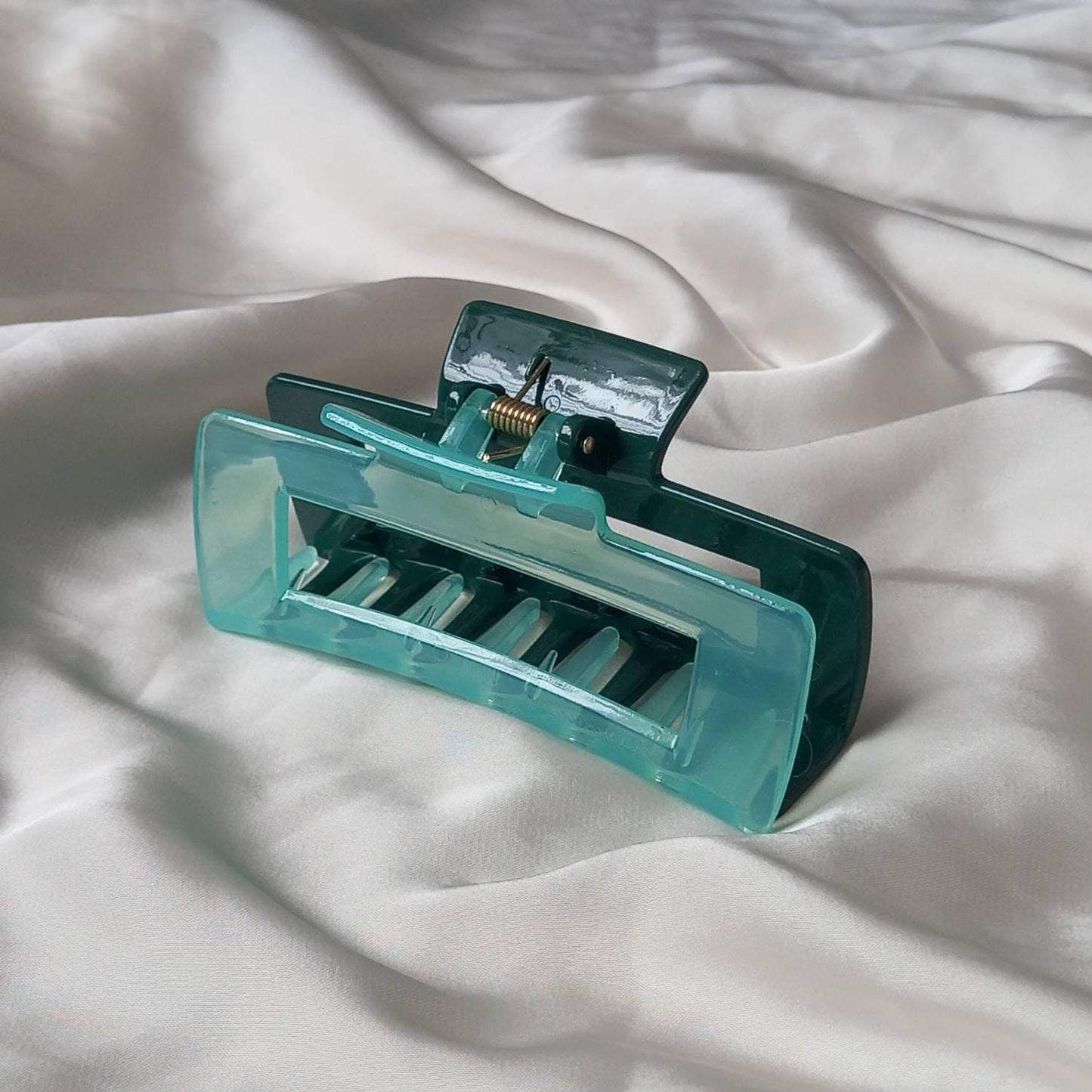 Green Hair Clamp- Two Tone Hair Clip, Green Hair Accessories, Green Hair Claw, Minimalistic Hair Clips, Funky Hair Clip,Hair Clips In The UK