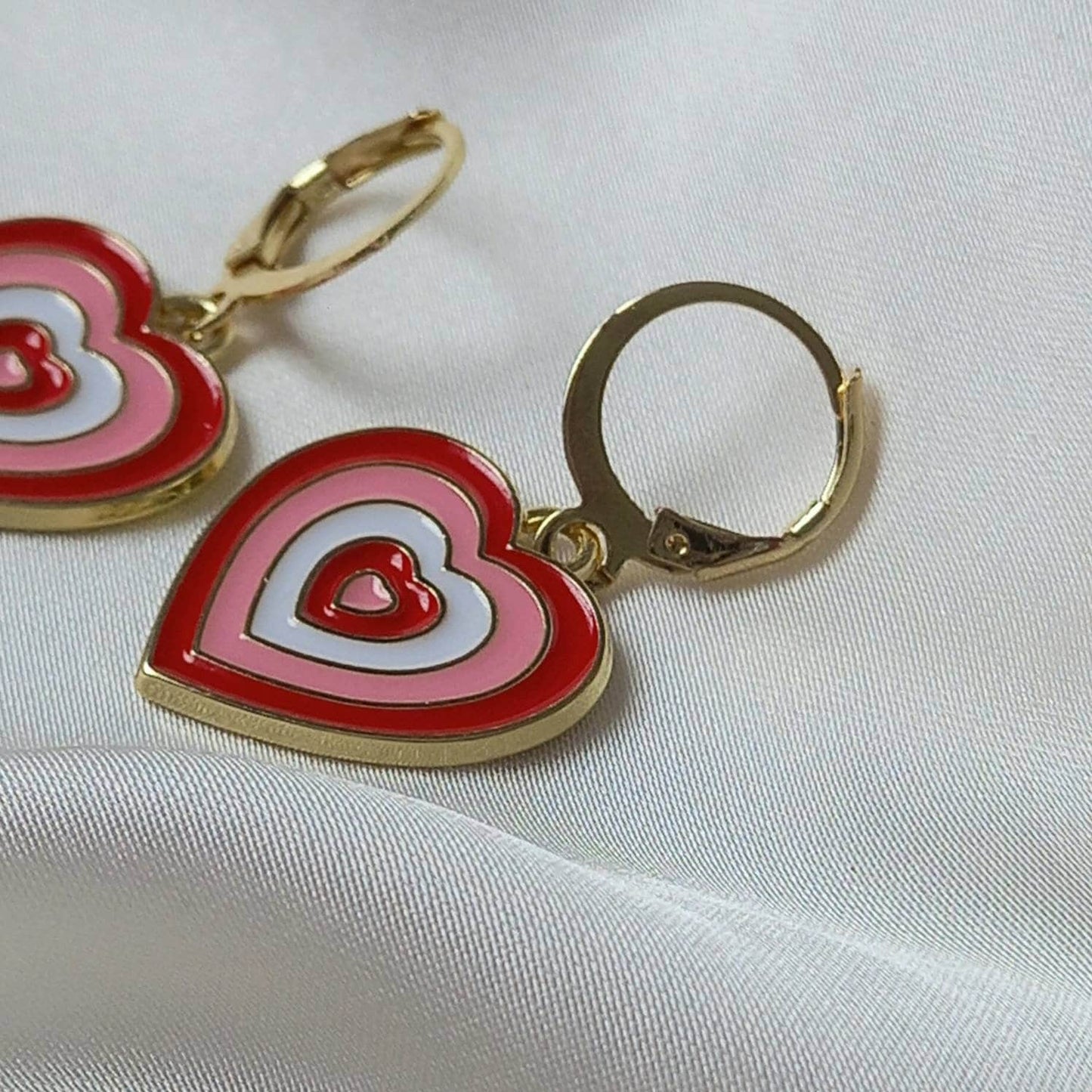 Pink & Gold Retro Heart Drop Earrings - 70's Style Earrings, Vintage Style, Hanging Jewellery,Accessories,Pink Jewellery,Gold Earrings