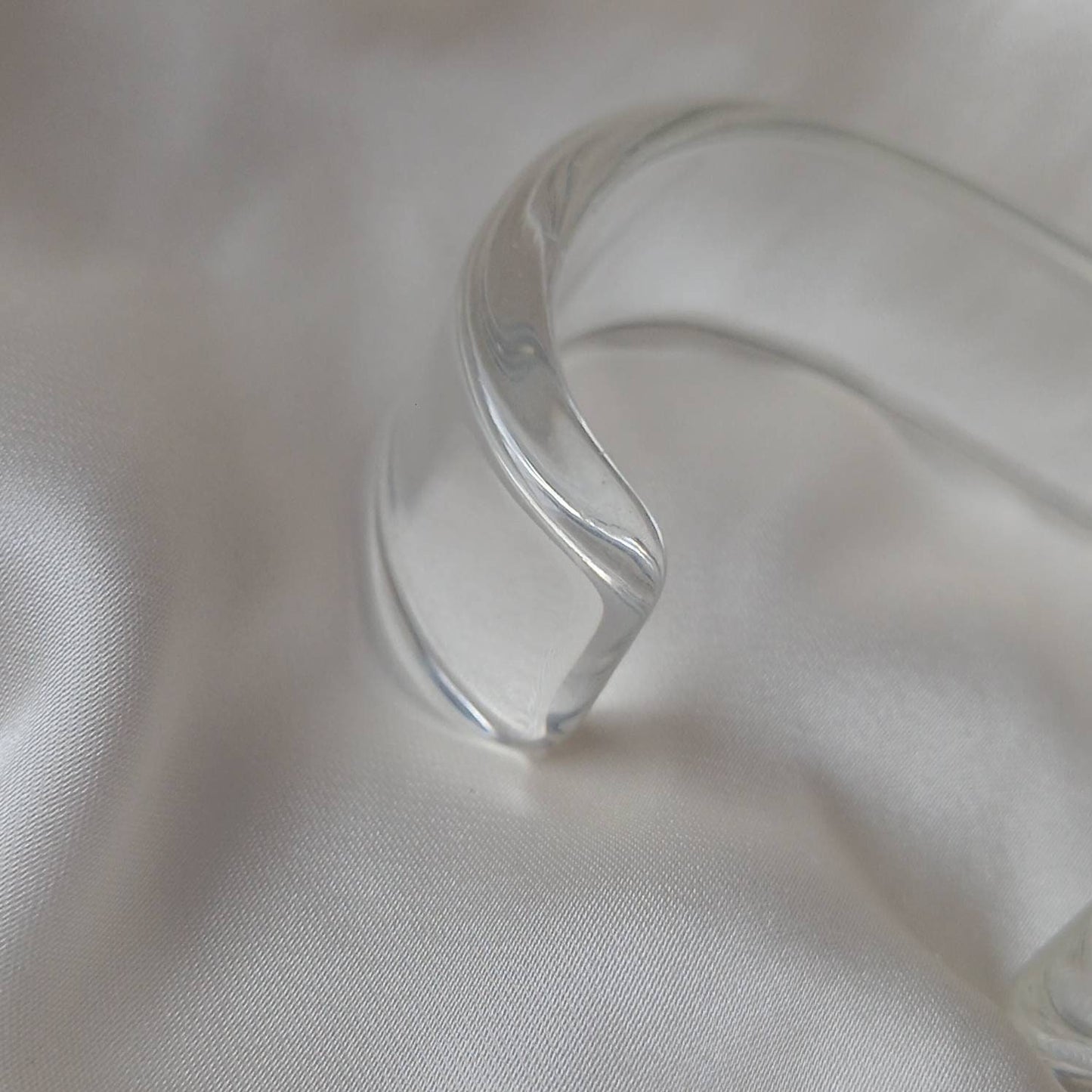 Chunky Clear Resin Bracelet - Chunky Bracelet, Resin Bracelet, Clear Bracelet, Chunky jewellery, Clear Resin Jewellery