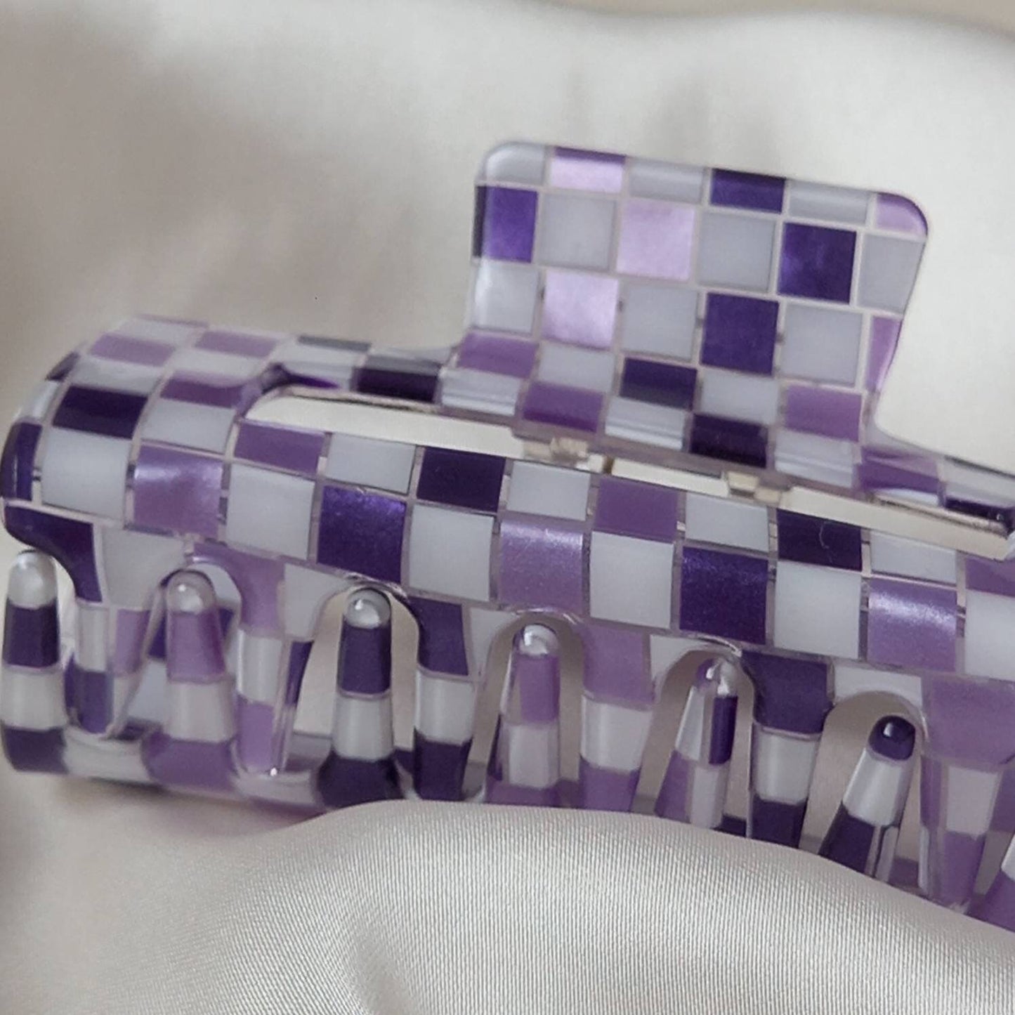 Purple & White Retro Hair Clip - Purple Hair Clip,Funky Hair Clip,70's Accessories,Vintage Style Hair Clip,Purple Hair Claw,White Hair Clip