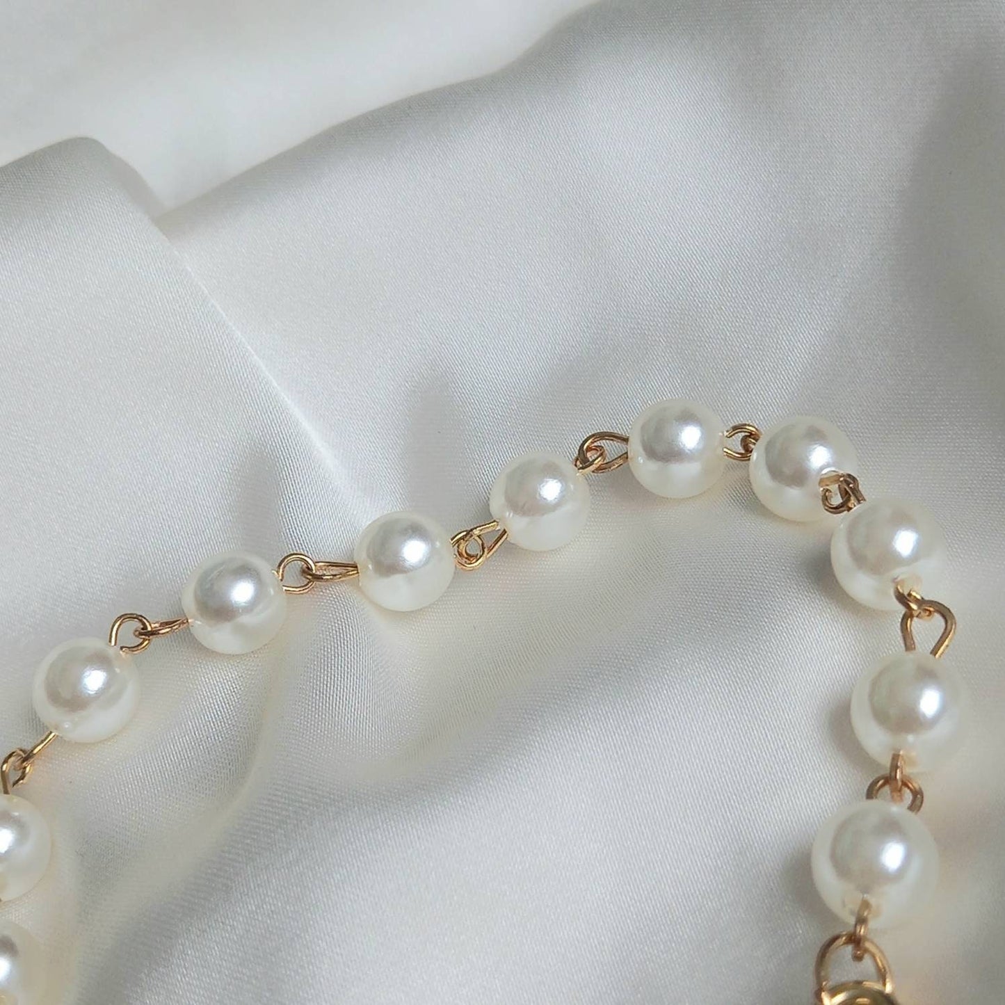 Blue Smiley Face Bracelet - Faux Pearl Bracelet,Bead Bracelets,Flower Bracelet,White Bead Bracelets In The UK,Blue Jewellery In The UK