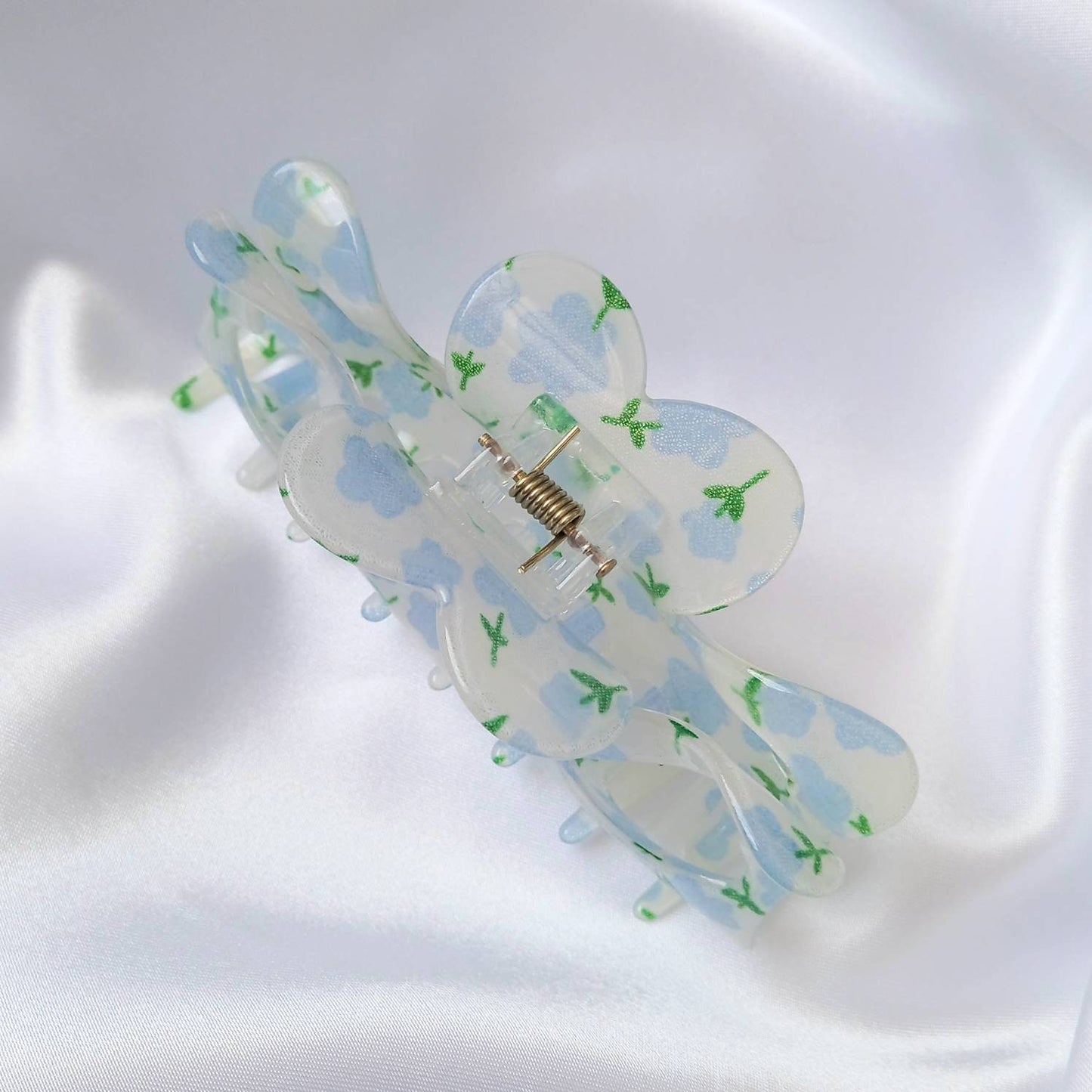 Large Blue Flower Hair Claw - Blue Hair Clip,Blue Hair Accessories,Blue Hair Claw,Flower Hair Clips,Funky Hair Clip,Hair Clips In The UK