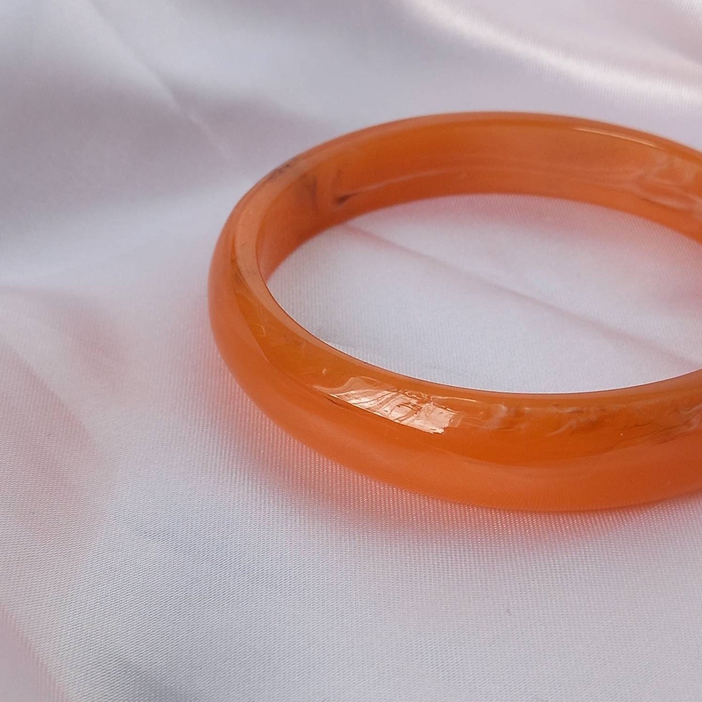 Chunky Orange Resin Bracelet - Orange Chunky Bracelet, Orange Resin Bracelet, Orange Bracelet, Chunky jewellery, Orange Resin Jewellery