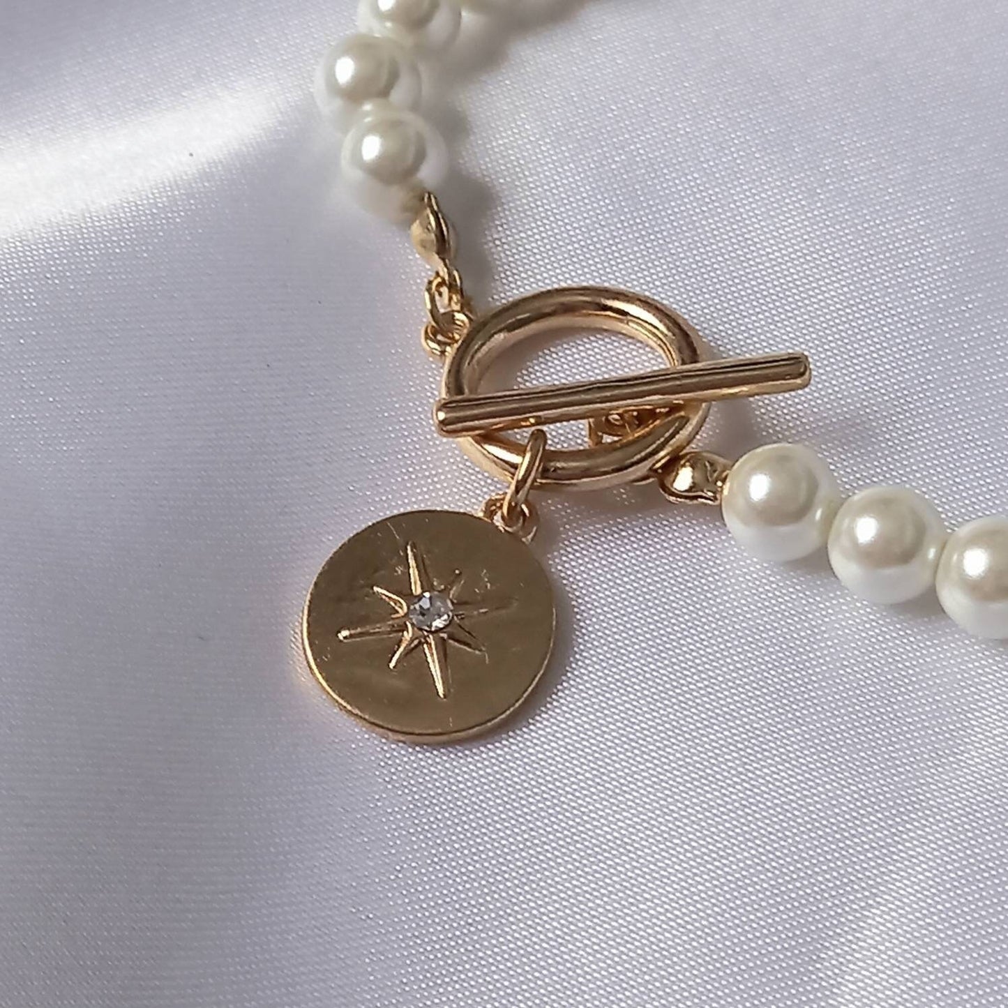 Faux PearlBracelet - Pearl Bracelets,Pearl Jewellery In The UK,Star Bracelet,Bead Bracelet,Classy Bracelet,Cute Bracelet,Star Jewelley
