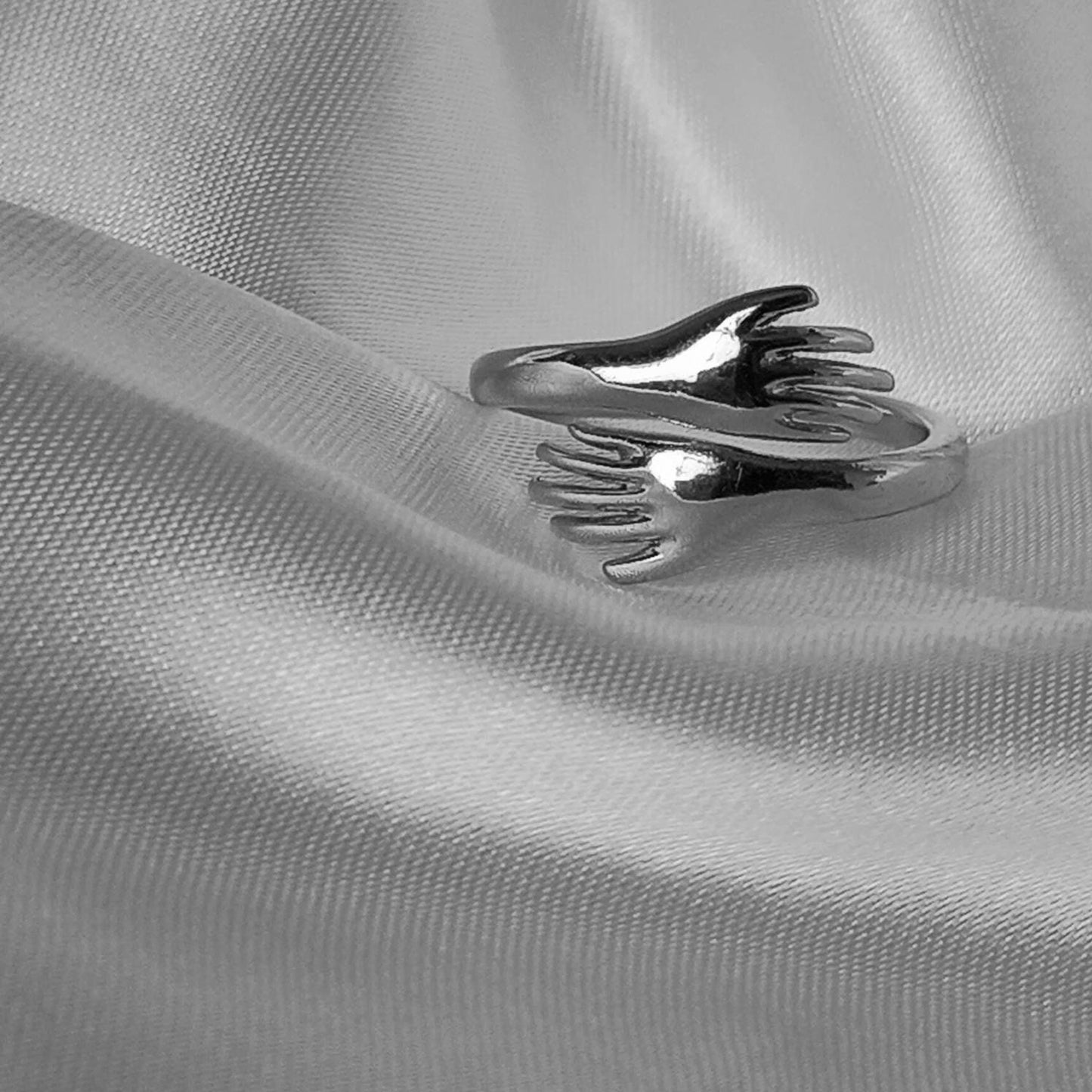 Silver Plated Hands Ring - Silver Hug Ring,Silver Rings In The UK,Hugging Hand Ring,Silver Minimalist Ring,Friendship,Wrap Adjustable Ring