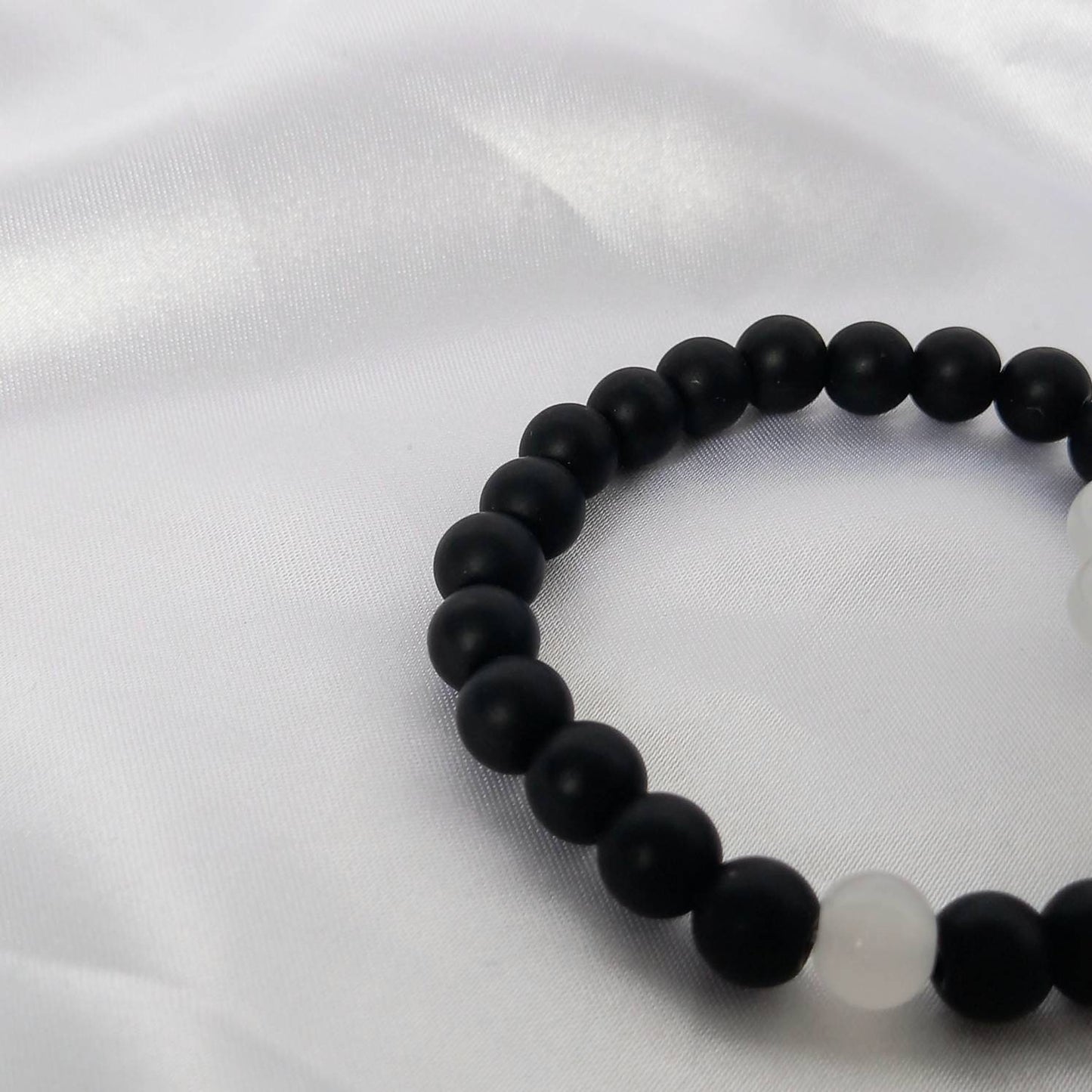 2 Matching Friendship Bead Bracelets - Beaded Jewellery,Friendship Jewellery,Beaded Bracelets,Friendship Bracelet,Black & White Jewellery