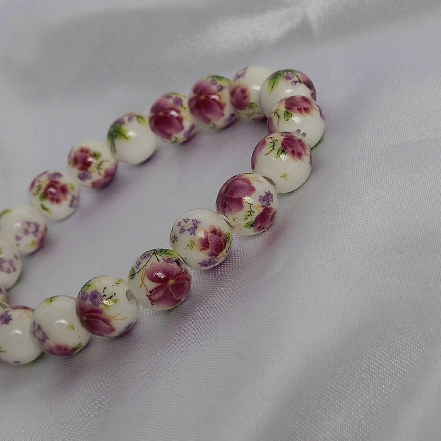 Pink Flower Bead Bracelets - Bead Jewellery In The UK,Bead Bracelets In The UK,Flower Bracelet,Pink Bracelet,Pink Flower Beaded Bracelets