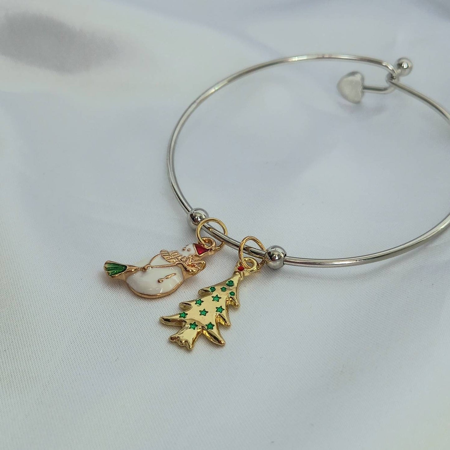 Christmas Silver Bangle Bracelet - Christmas Bracelet,Christmas Jewellery In The UK,Silver Bangles In The UK,Silver Bracelet In The UK