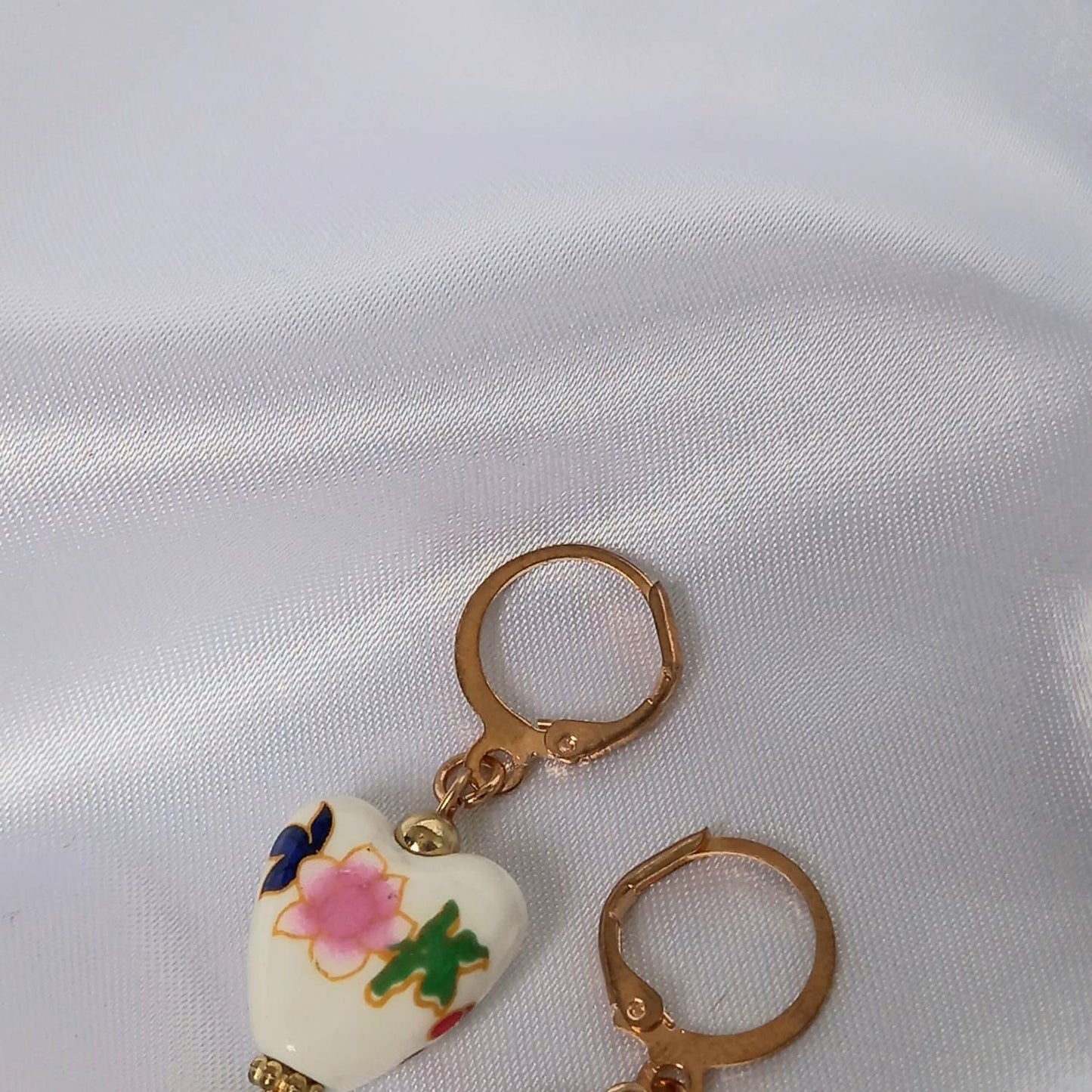 Pink & Gold Bead Heart Drop Earrings - Flower Bead Earrings,Pink Bead Jewellery,Beaded Earrings In The UK,Beaded Jewellery,Heart Earrings