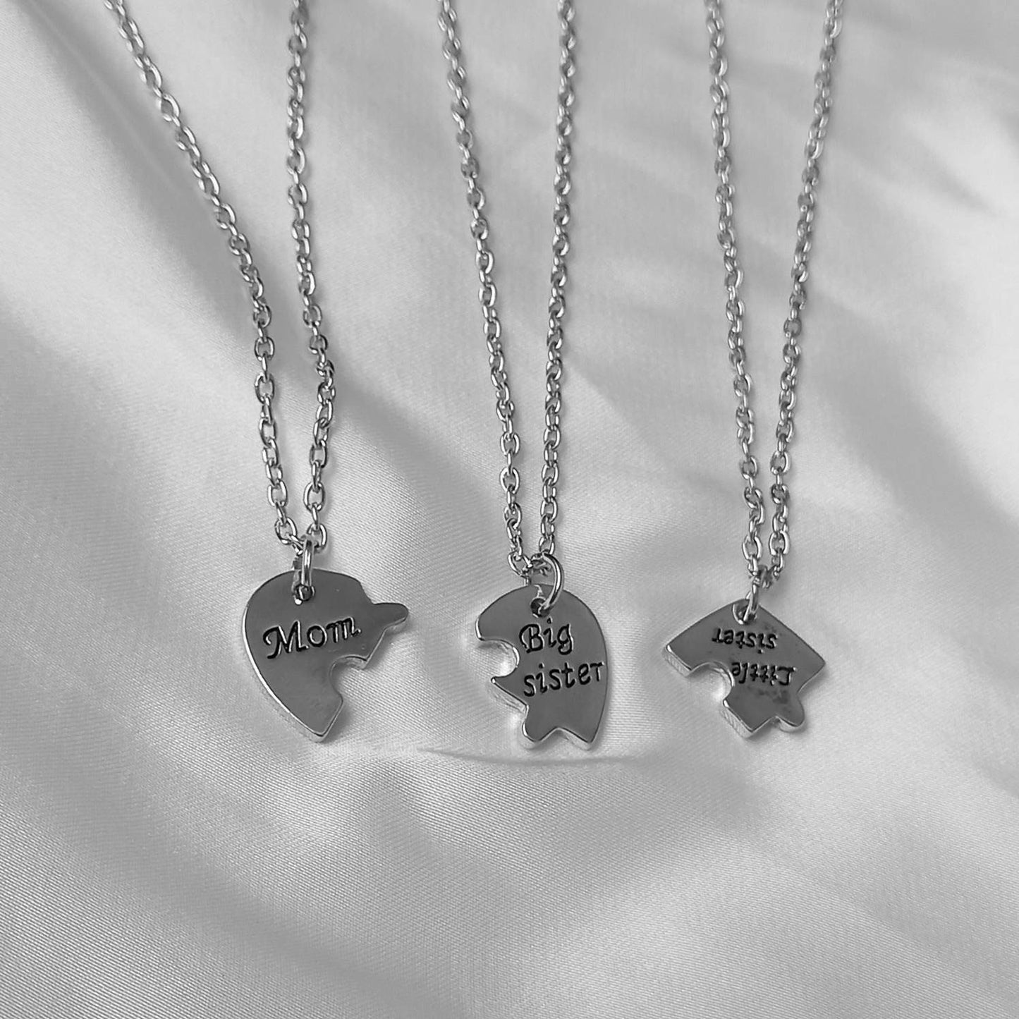 3 Piece Sibling Necklace Set - Sisters Necklaces,Jigsaw Matching Necklaces,Mom Necklaces,Mum Necklaces,Gifts For Sister,Gifts For Mom