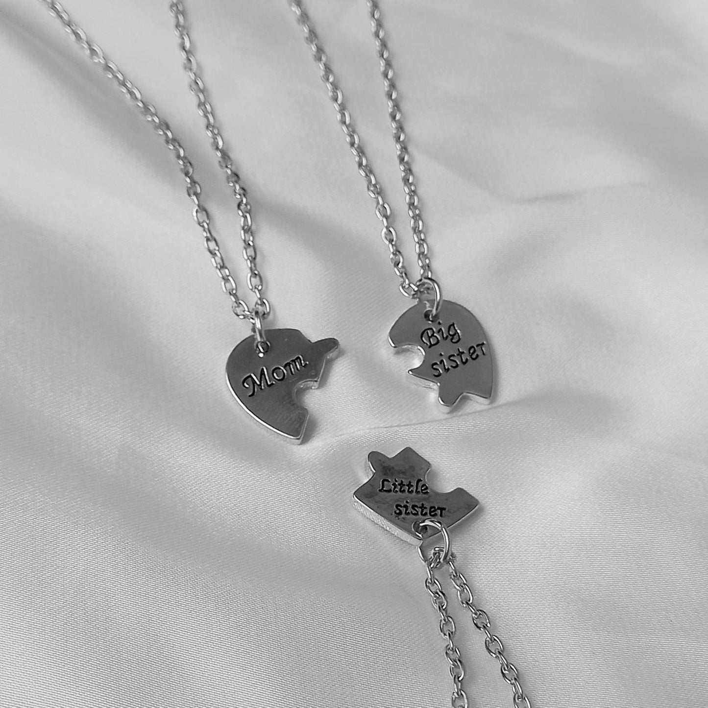 3 Piece Sibling Necklace Set - Sisters Necklaces,Jigsaw Matching Necklaces,Mom Necklaces,Mum Necklaces,Gifts For Sister,Gifts For Mom