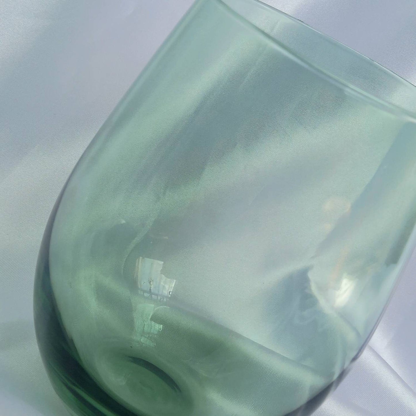 Green Glass Tumbler - Summer Glasses,Green Glasses,Summer Glassware,Gifts For Her,Colourful Glassware,Glassware In The UK,Green Tumblers
