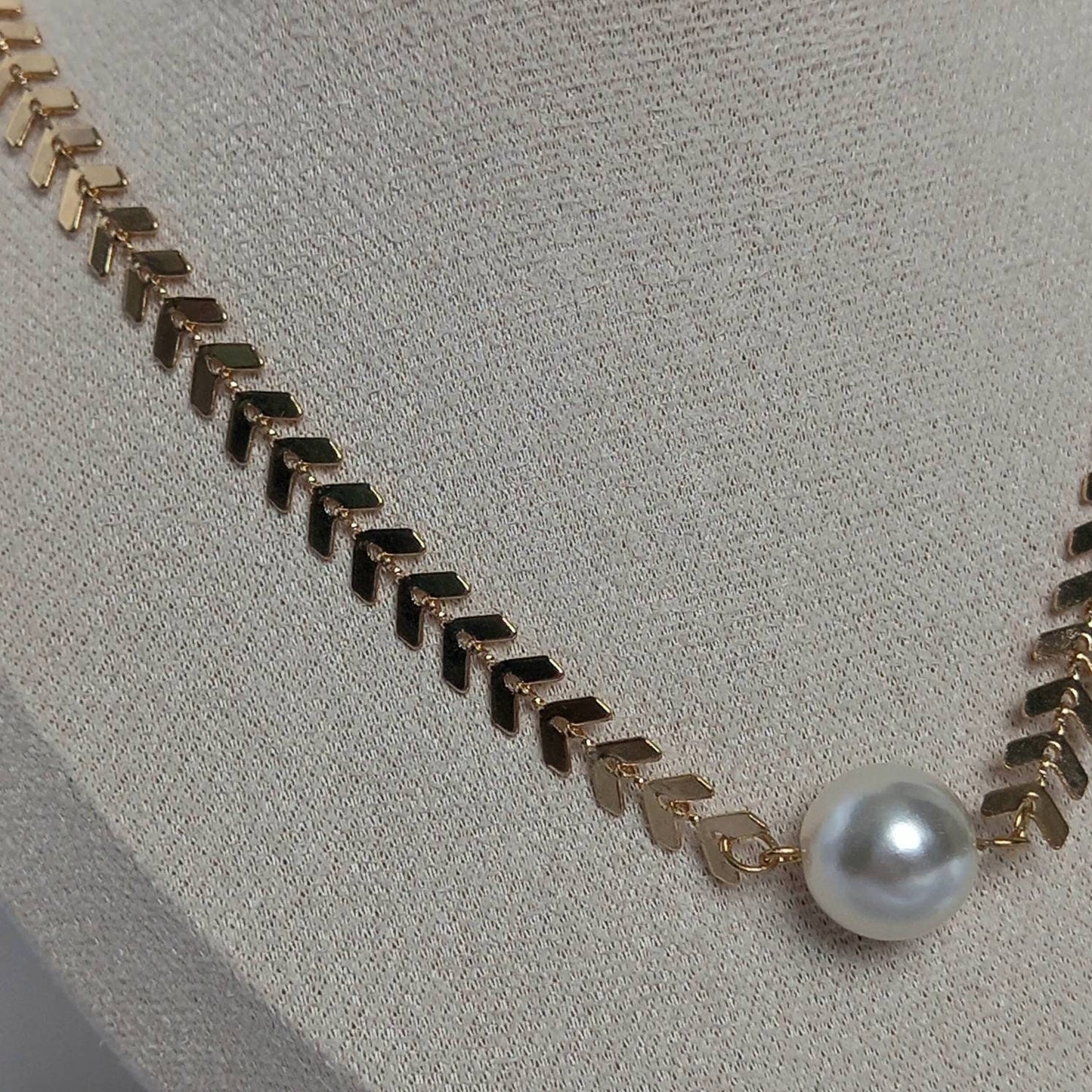 Gold Pearl Choker Necklace - Gold Necklaces,Beaded Pearl Necklace,Pearl Jewellery,Gold Jewellery In The UK,Gold Choker Necklaces In The UK