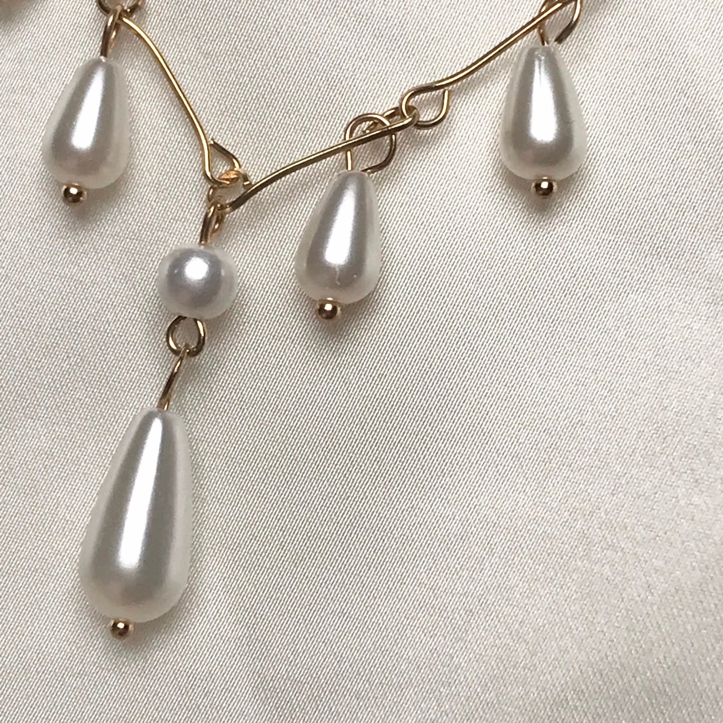 Faux Pearl Necklace - Pearl Jewellery, Accessories, Classic Necklace, Bead Necklace, Classy Necklace, Cute Necklace, Fashion Jewellery