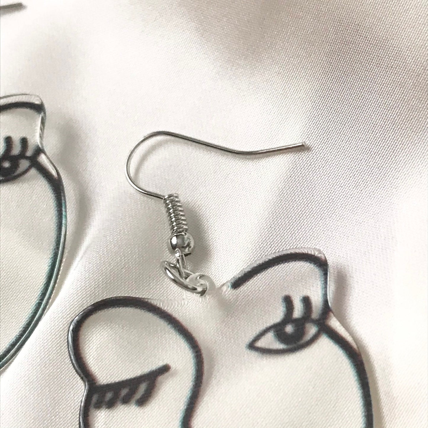 Outline Face Charm Drop Earrings - Feminist Earrings, Abstract Face Earrings, Hanging Jewellery,Accessories,Face Earrings,Abstract Jewellery