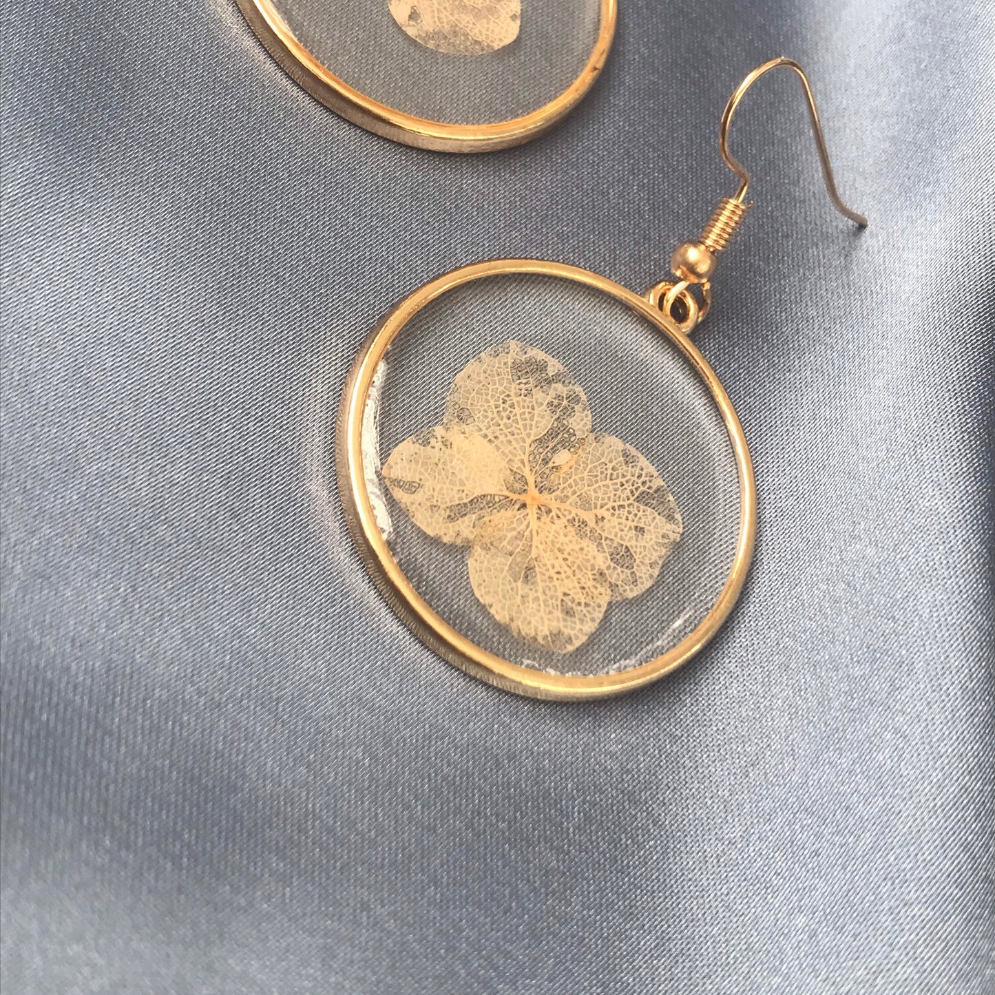 Flower Circle Drop Earrings - Hanging Jewellery, Accessories, Flower Earrings, Flower Jewlellery, White Flower Earrings, Statement Earrings