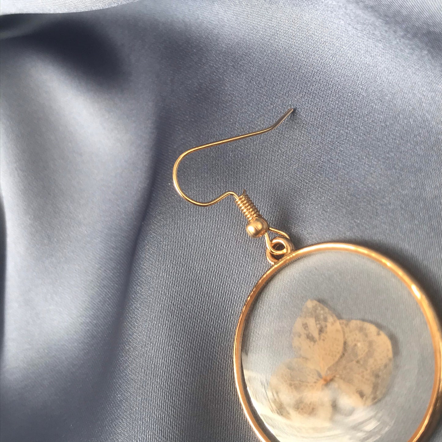 Flower Circle Drop Earrings - Hanging Jewellery, Accessories, Flower Earrings, Flower Jewlellery, White Flower Earrings, Statement Earrings