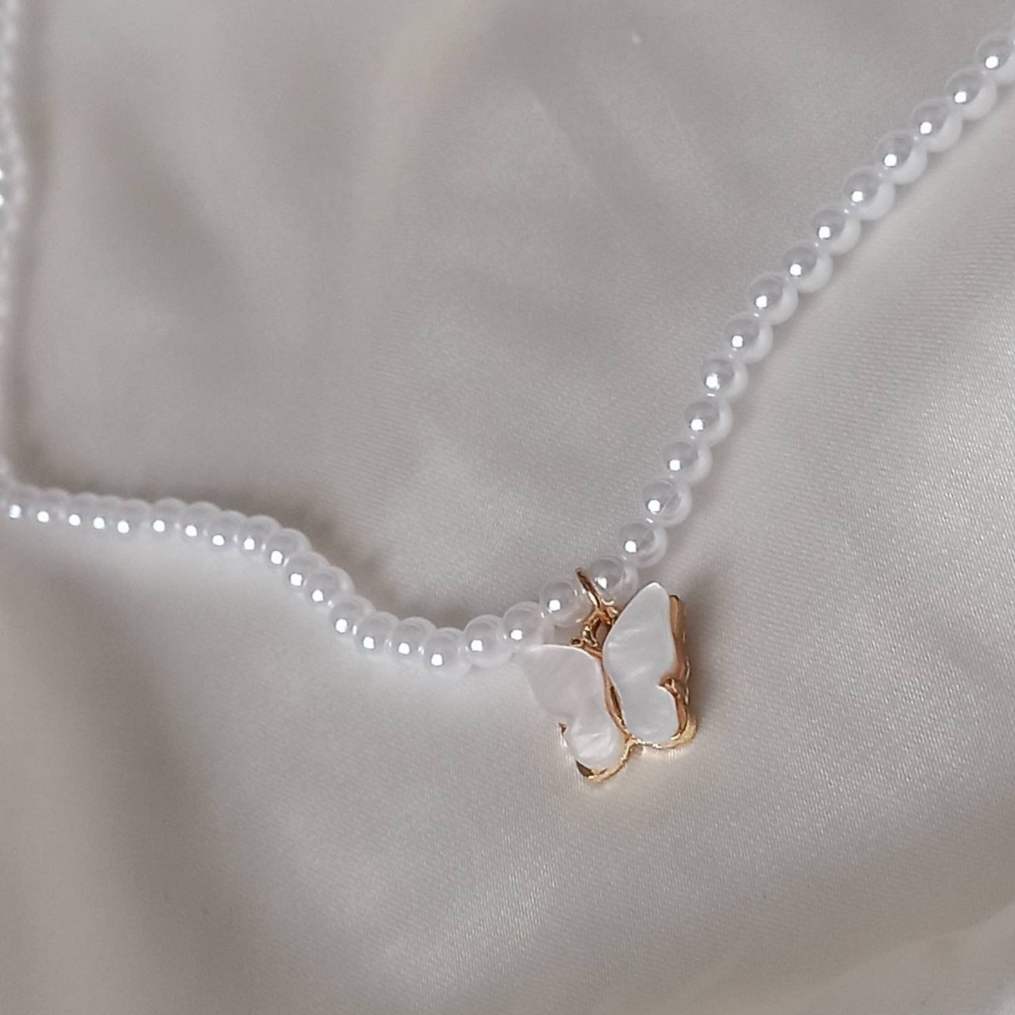 Butterfly Faux Pearl Necklace - Pearl Jewellery, Accessories, Classic Necklace,Bead Necklace,Classy Necklace,Cute Necklace,Fashion Jewellery
