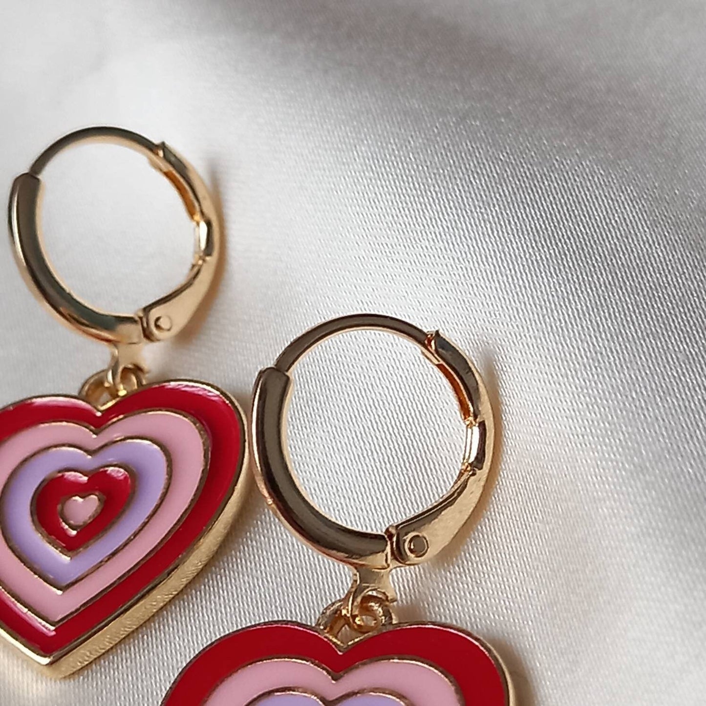 Pink & Gold Retro Heart Drop Earrings -  70's Style Earrings, Vintage Style, Hanging Jewellery,Accessories,Pink Jewellery,Gold Earrings