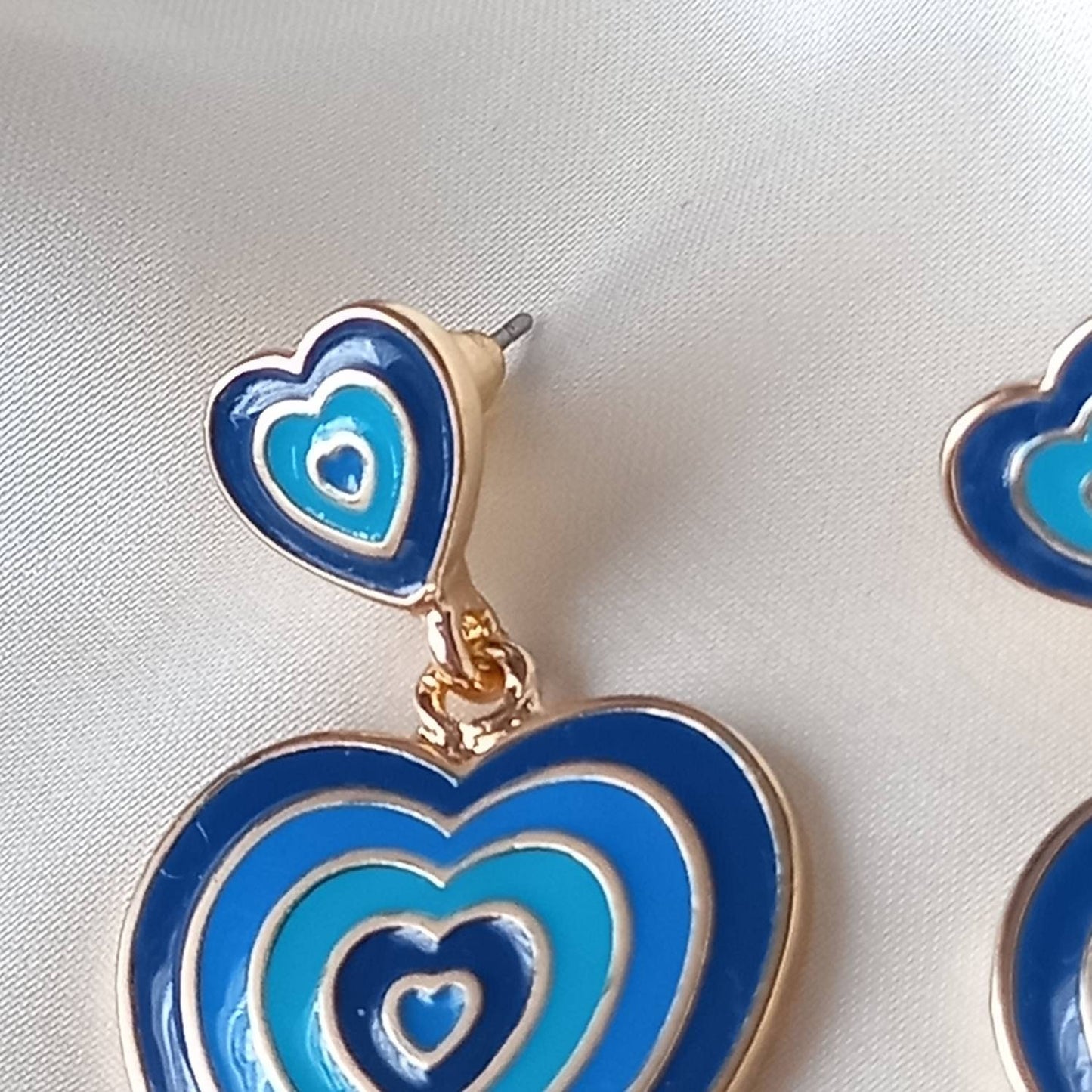 Blue & Gold Retro Heart Drop Earrings -  70's Style Earrings, Vintage Style, Hanging Jewellery,Accessories,Blue Jewellery,Gold Earrings
