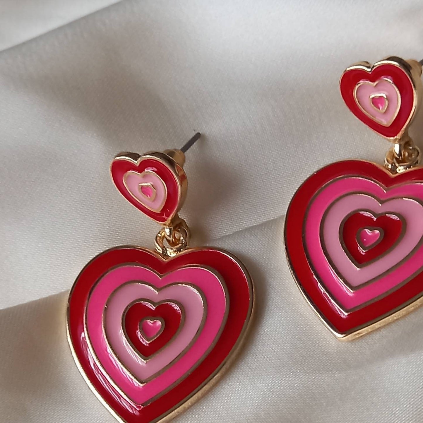 Pink & Gold Retro Heart Drop Earrings -  70's Style Earrings, Vintage Style, Hanging Jewellery,Accessories,Pink Jewellery,Gold Earrings