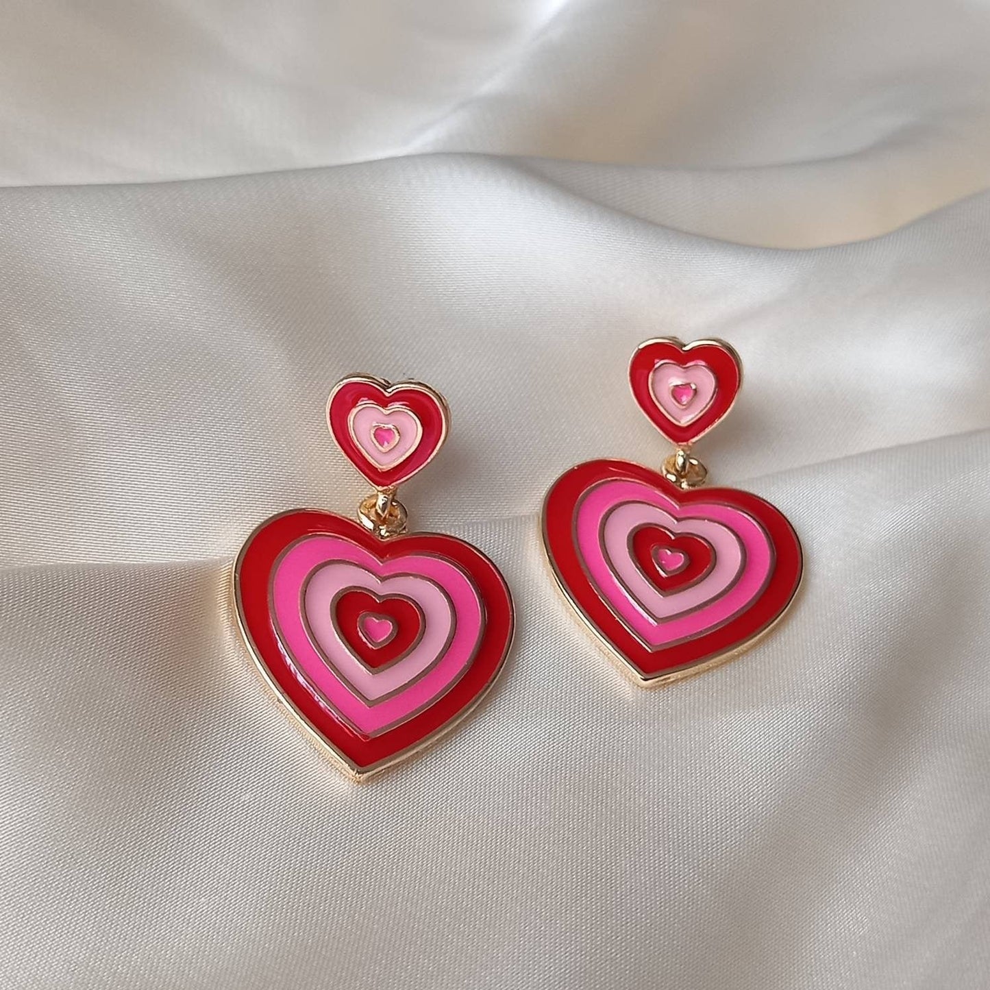 Pink & Gold Retro Heart Drop Earrings -  70's Style Earrings, Vintage Style, Hanging Jewellery,Accessories,Pink Jewellery,Gold Earrings