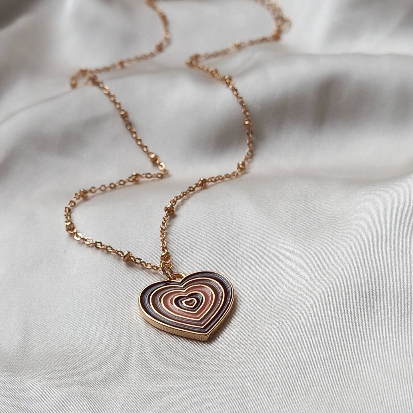 Brown & Gold Retro Heart Charm Necklace -  70's Style Necklace, Vintage Style, Hanging Jewellery,Accessories,Brown Jewellery,Gold Necklace