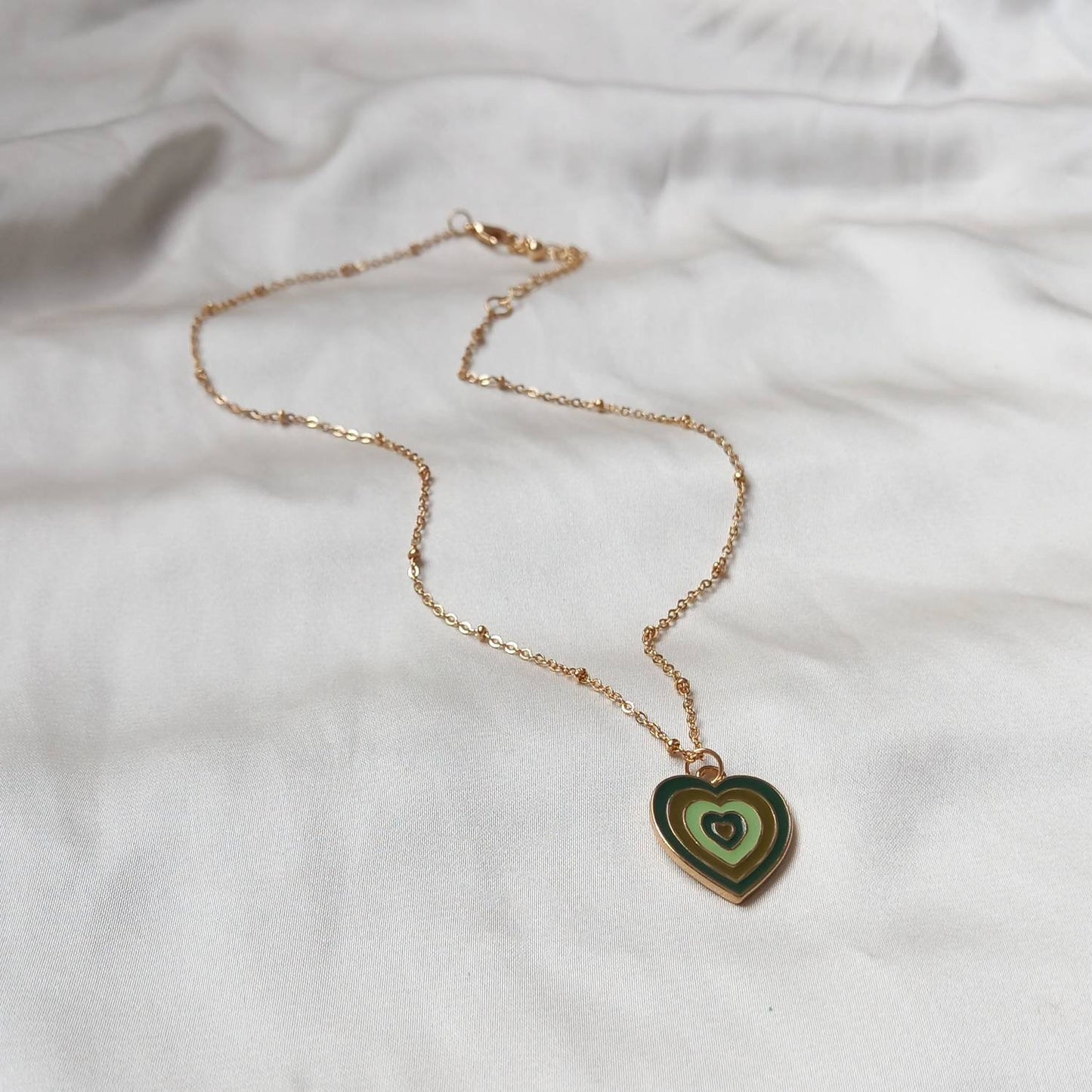 Green & Gold Retro Heart Necklace -  70's Style Necklace, Vintage Style, Hanging Jewellery, Accessories, Green Jewellery, Gold Necklace