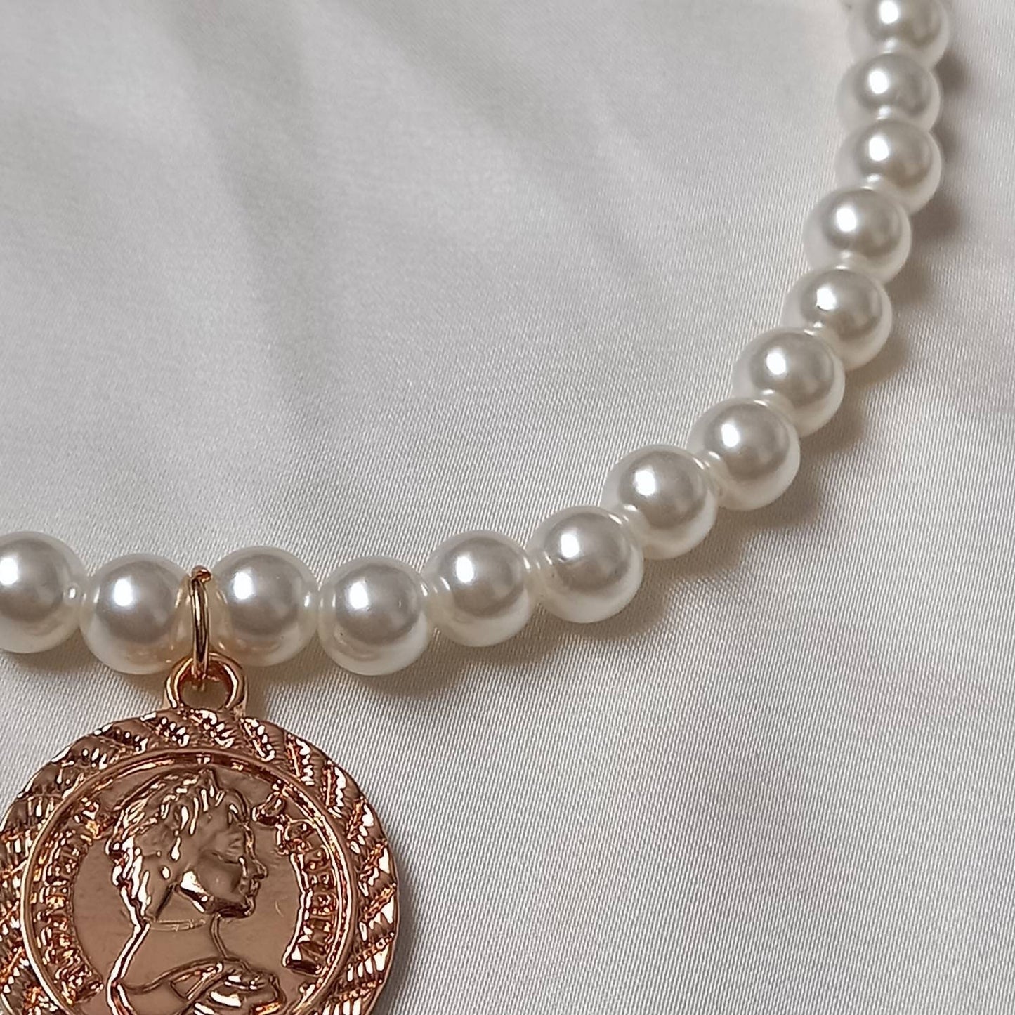 Faux Pearl Coin Necklace - Pearl Jewellery, Accessories, Classic Necklace, Bead Necklace, Classy Necklace, Cute Necklace, Fashion Jewellery