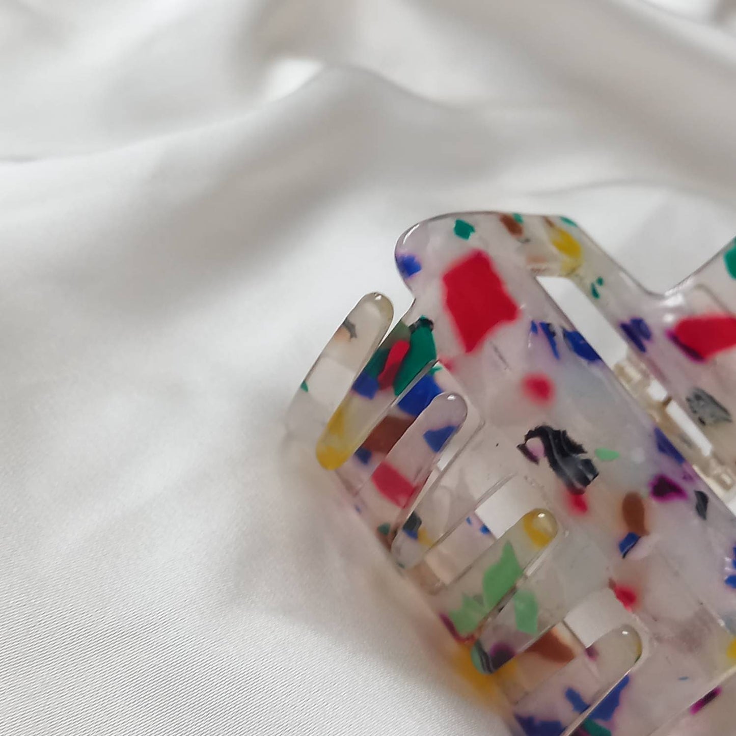 Speckled Hair Clamp- Hair Clip,Blue Hair Accessories,White Hair Claw,Red Hair Claw,Small Hair Clip,Minimalistic Hair Clips,Funky Hair Clip