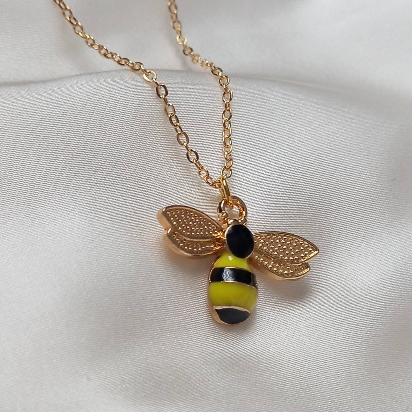 Gold Bumble Bee Necklace - Gold Jewellery, Accessories, Gold Bee Necklace, Bee Jewelley, Gold Necklace, Pendant Necklace, Insect Jewellery
