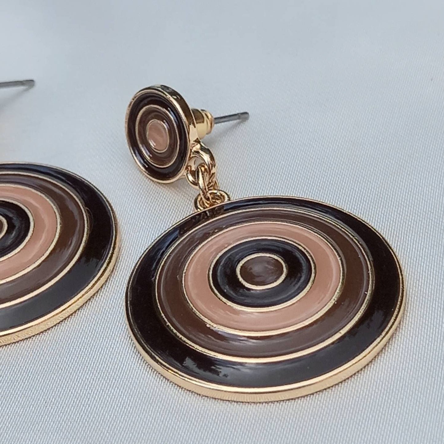 Brown & Gold Retro Circle Drop Earrings -  70's Style Earrings, Vintage Style, Hanging Jewellery,Accessories,Brown Jewellery,Gold Earrings