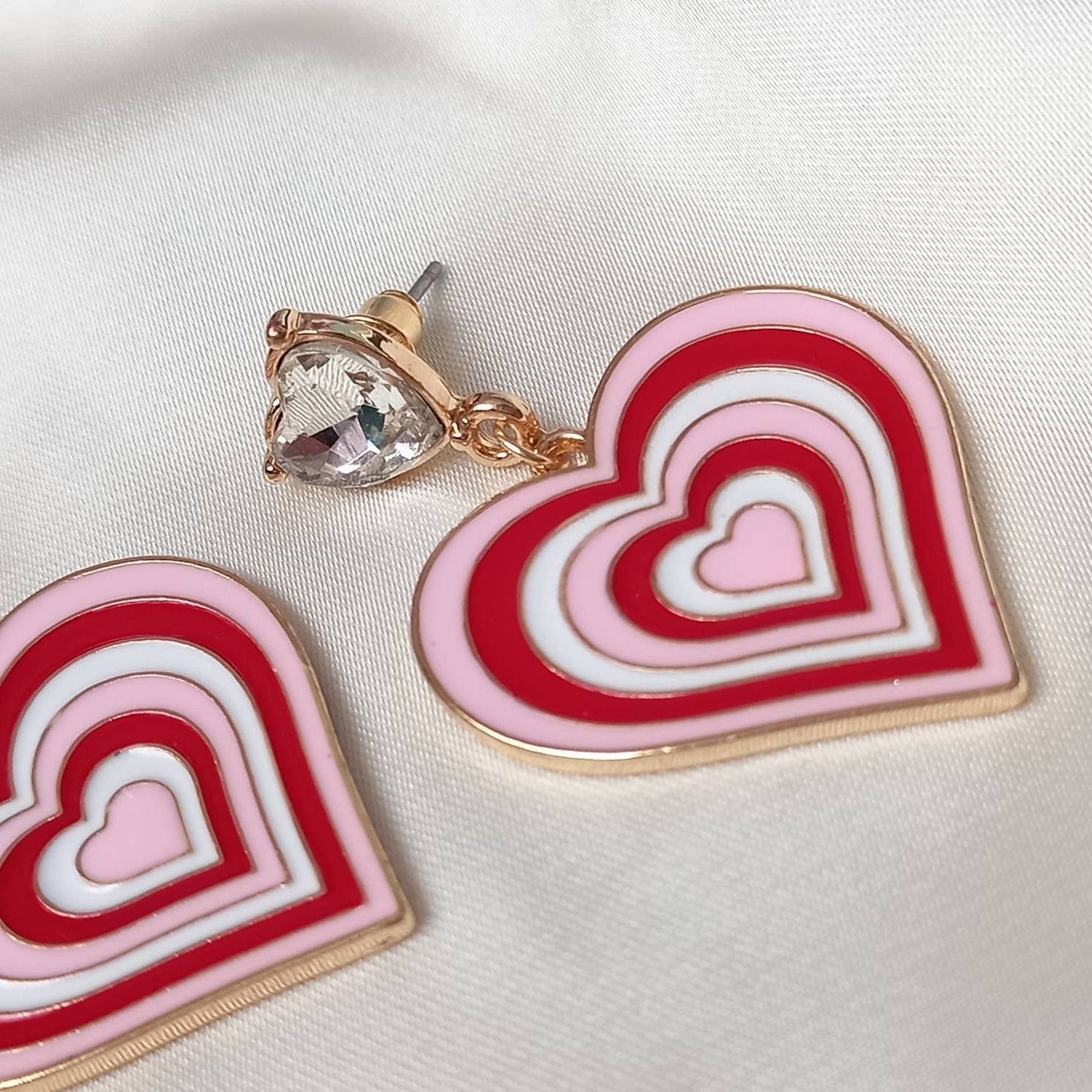 Pink & Gold Retro Heart Drop Earrings -  70's Style Earrings, Vintage Style, Hanging Jewellery,Accessories,Pink Jewellery,Gold Earrings