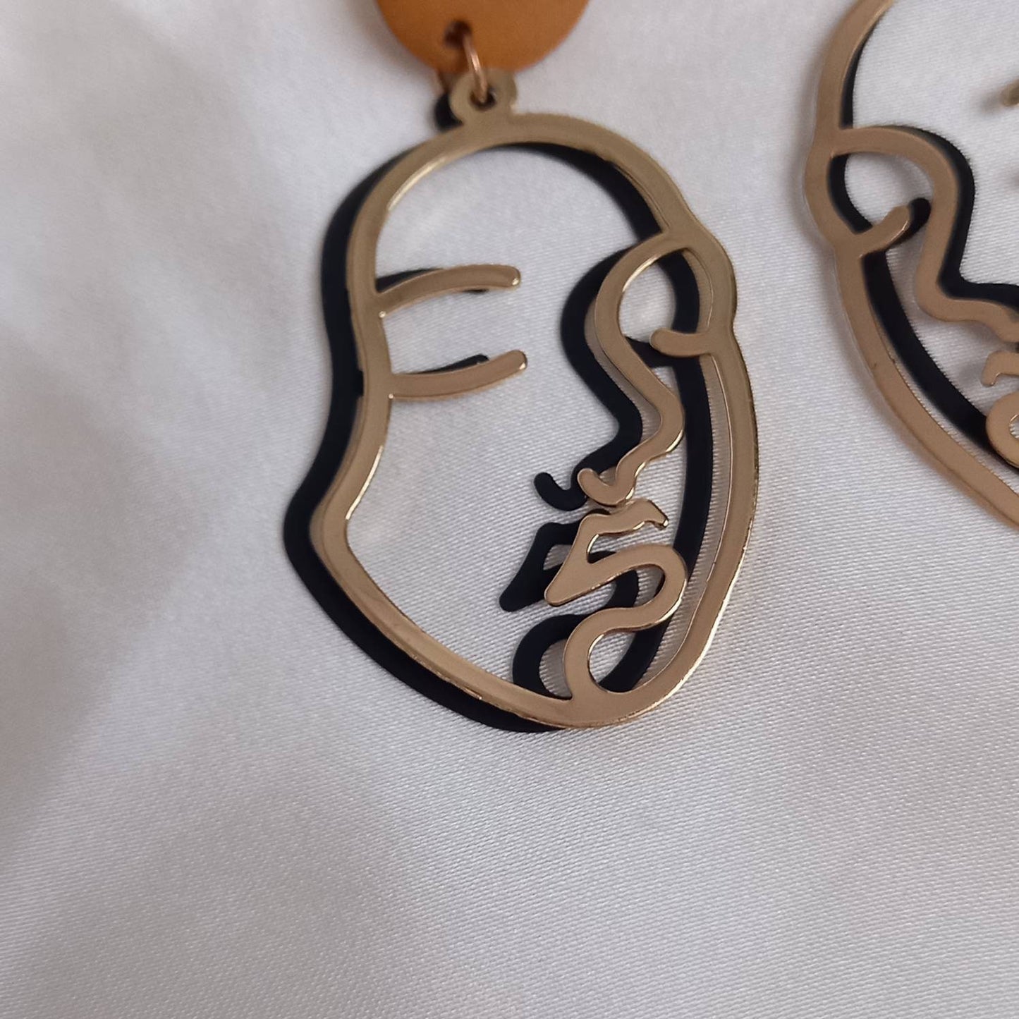 Black & Gold Hollow Out Face Charm Drop Earrings - Feminist Earrings, Abstract Face Earrings, Wooden Stud, Hanging Jewellery, Accessories