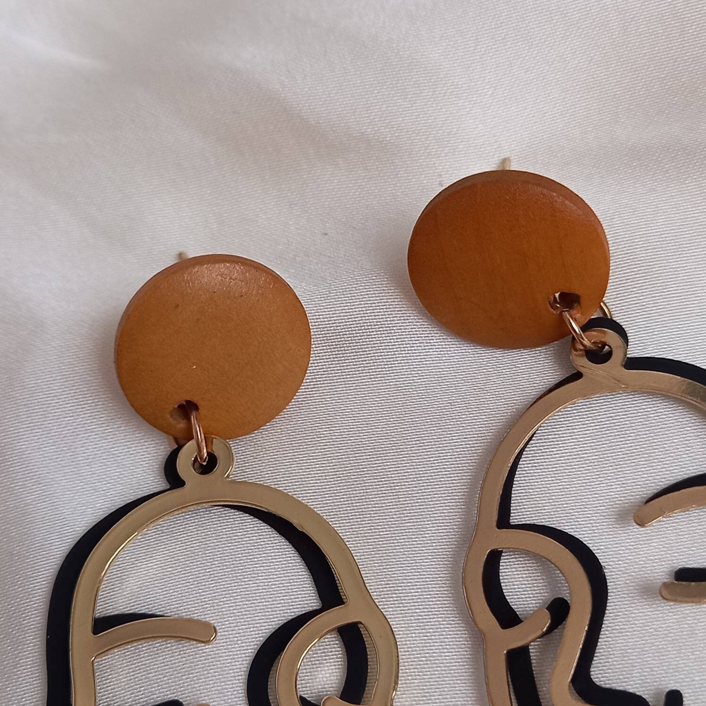 Black & Gold Hollow Out Face Charm Drop Earrings - Feminist Earrings, Abstract Face Earrings, Wooden Stud, Hanging Jewellery, Accessories