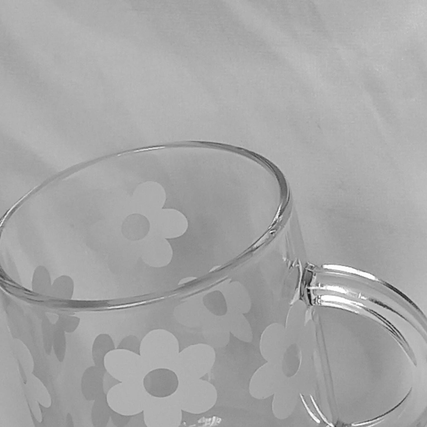White Retro Flower Glass Mug -  Flower Mug, Floral Mug, 70's Mug, 70's Style Design, Vintage Style Mug, Retro Mug, Funky Mug, Clear Mug