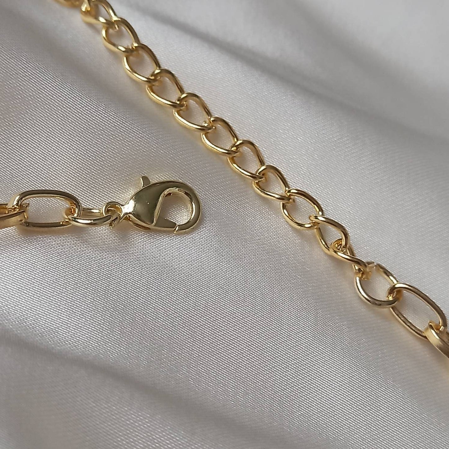 Blue & Gold Retro Heart Charm Necklace -  70's Style Necklace, Vintage Style, Hanging Jewellery,Accessories,Blue Jewellery,Gold Necklace